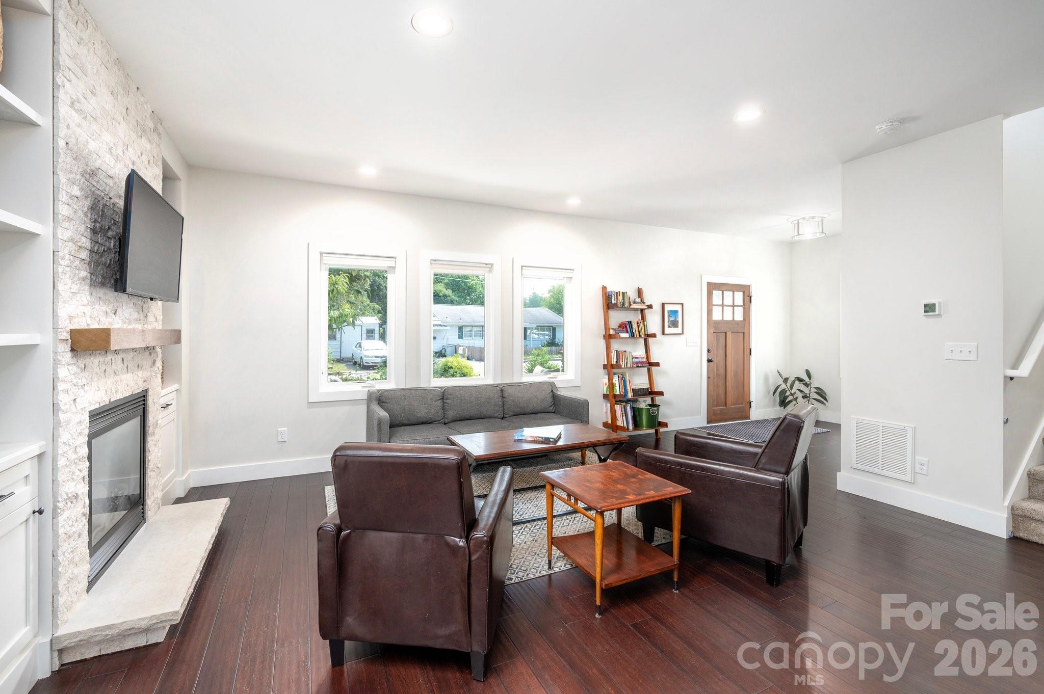 620 Brookshire Street — Asheville