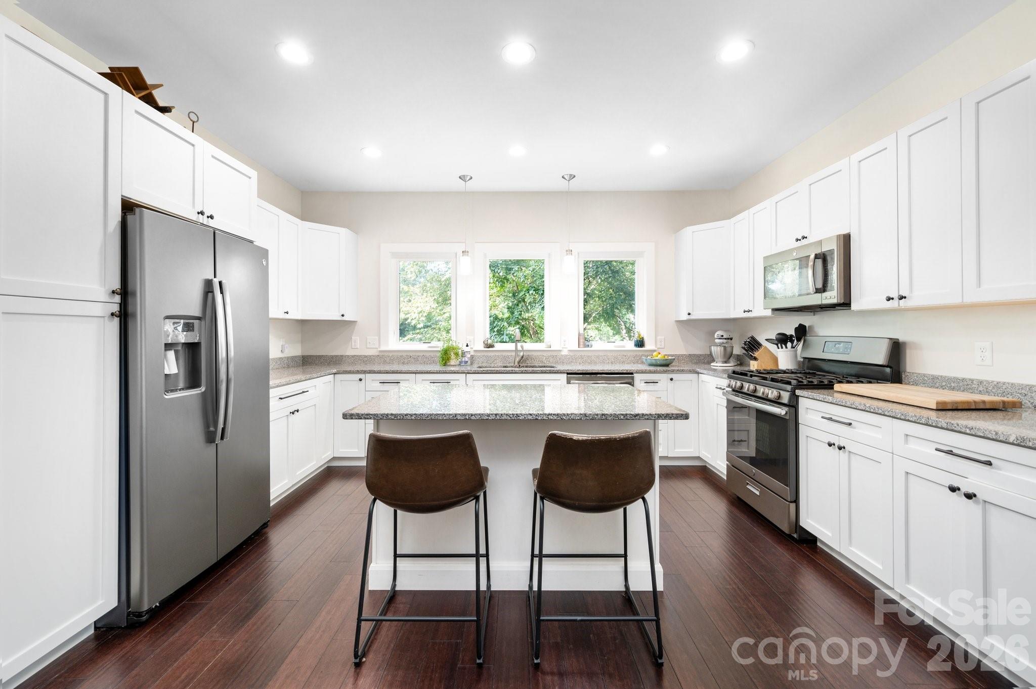 620 Brookshire Street — Asheville