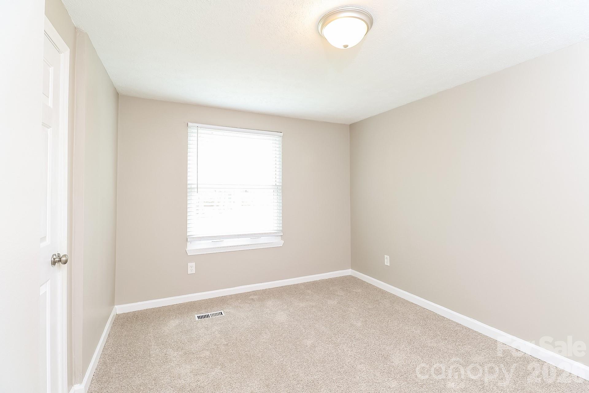 9111 Touchstone Lane — Charlotte
