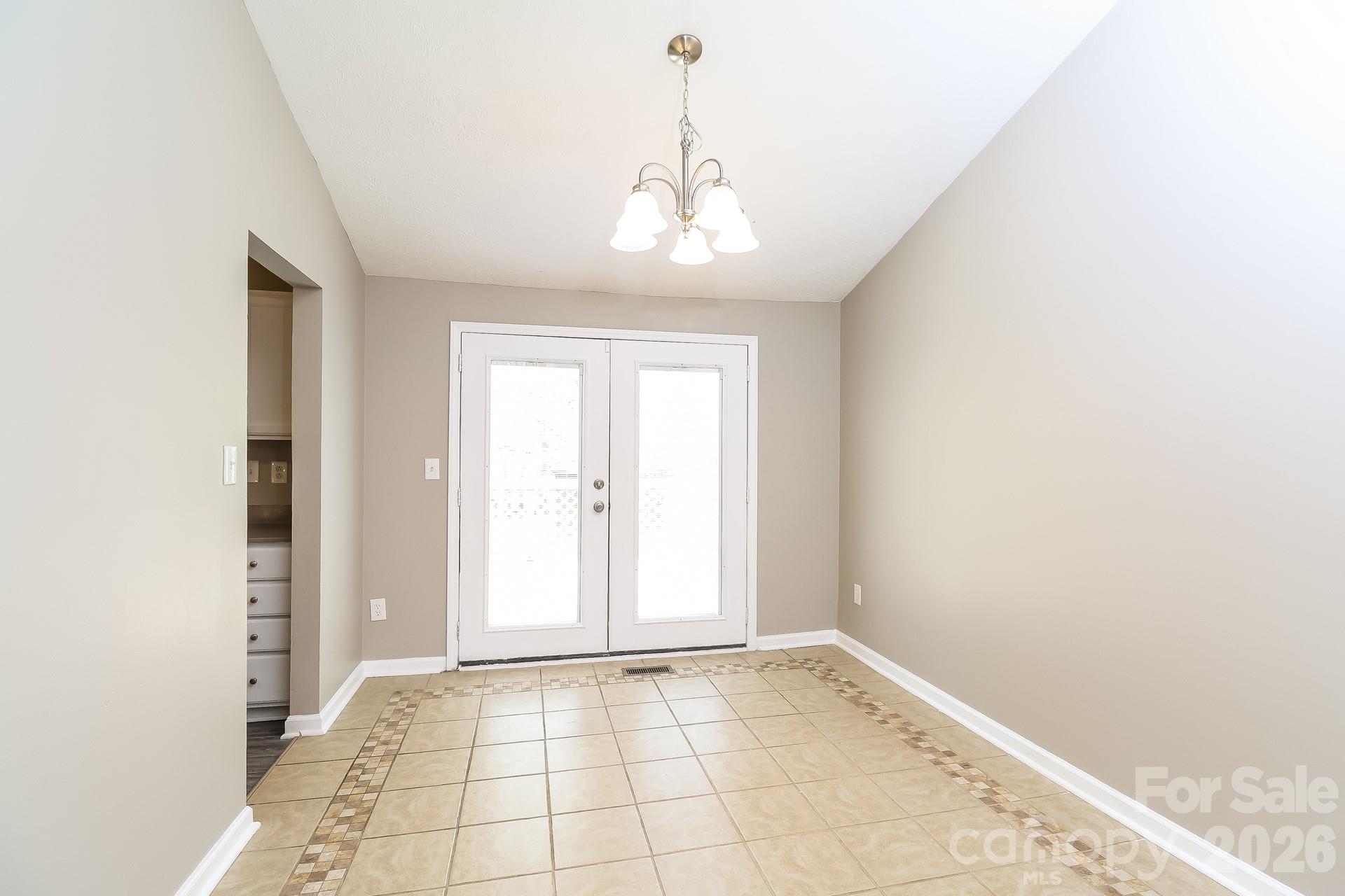 9111 Touchstone Lane — Charlotte