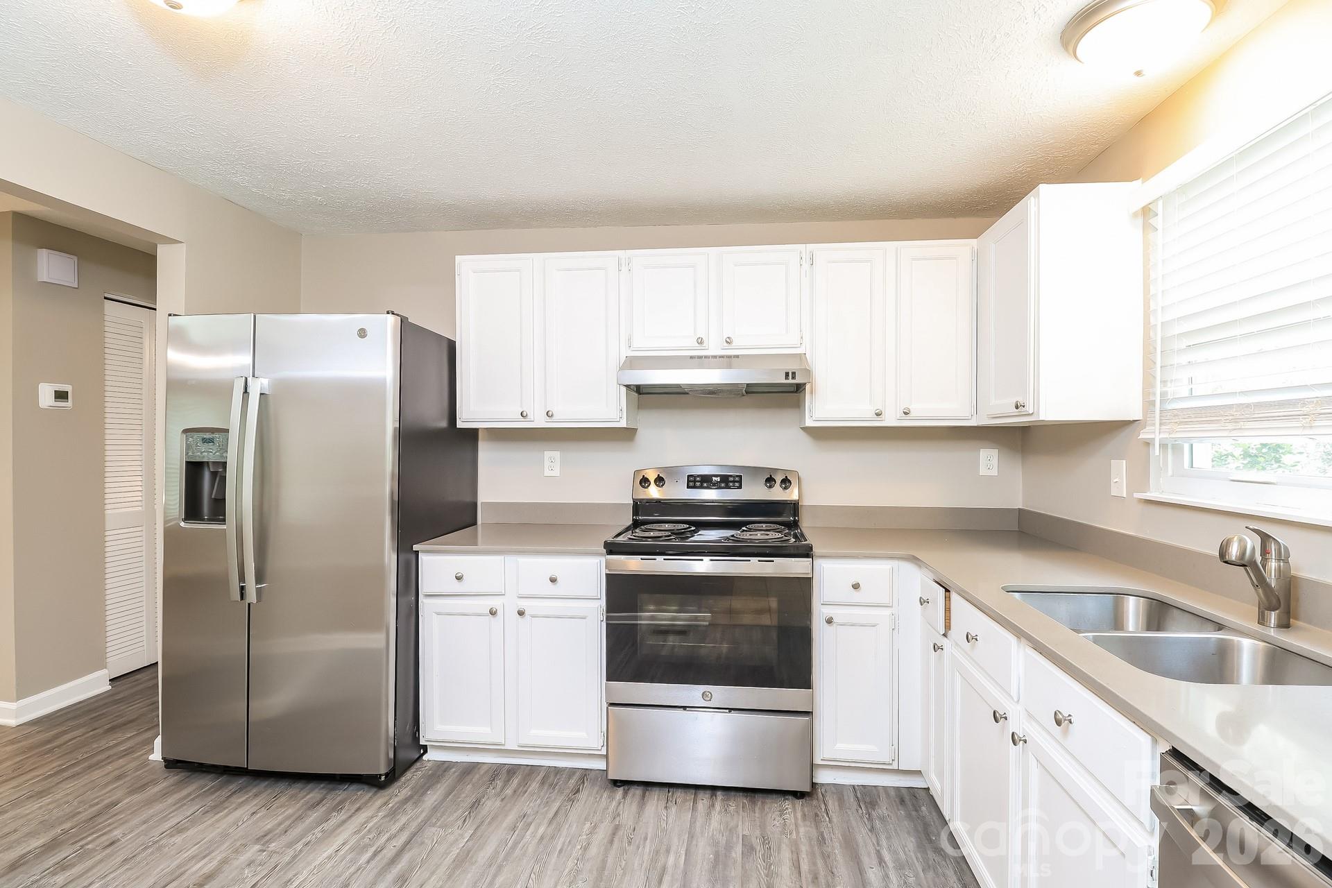 9111 Touchstone Lane — Charlotte