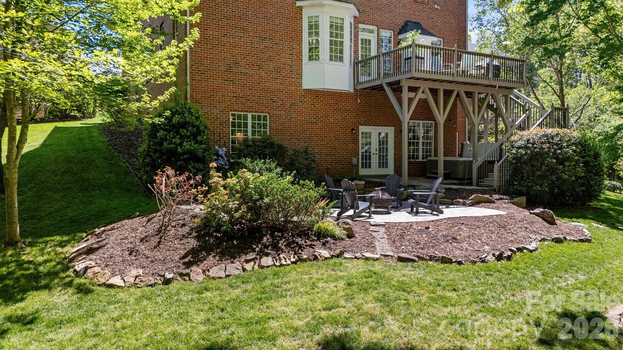 9024 Arrington Manor Place — Charlotte