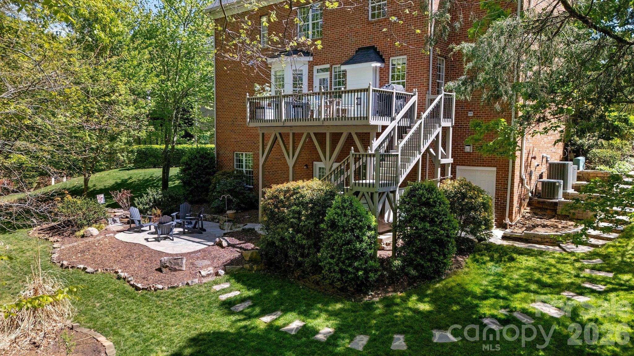 9024 Arrington Manor Place — Charlotte