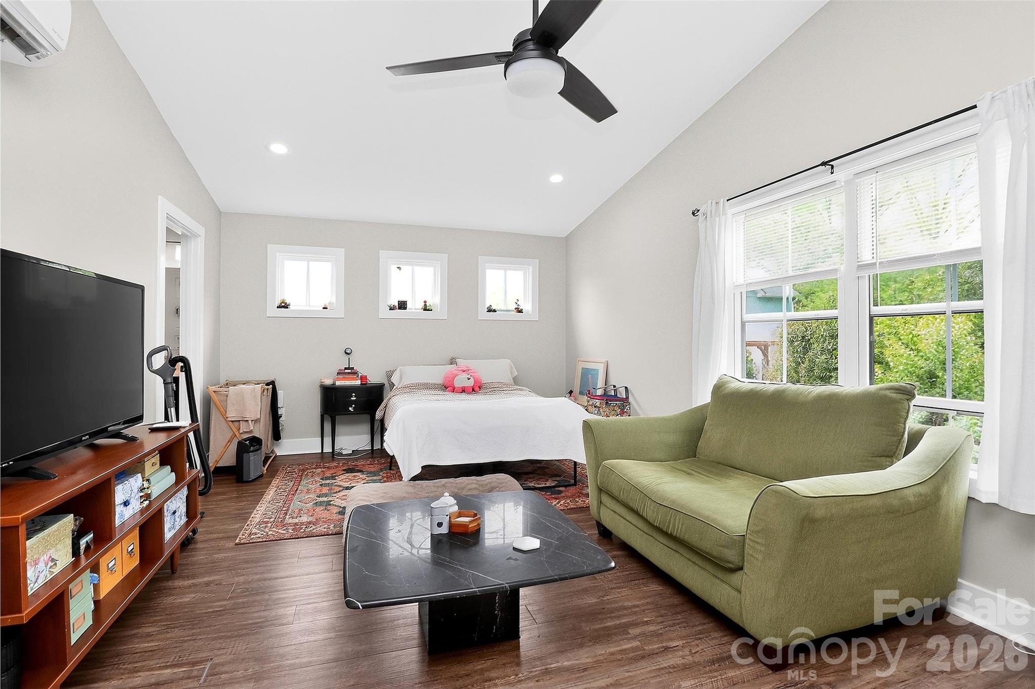 4231 Craig Avenue — Charlotte