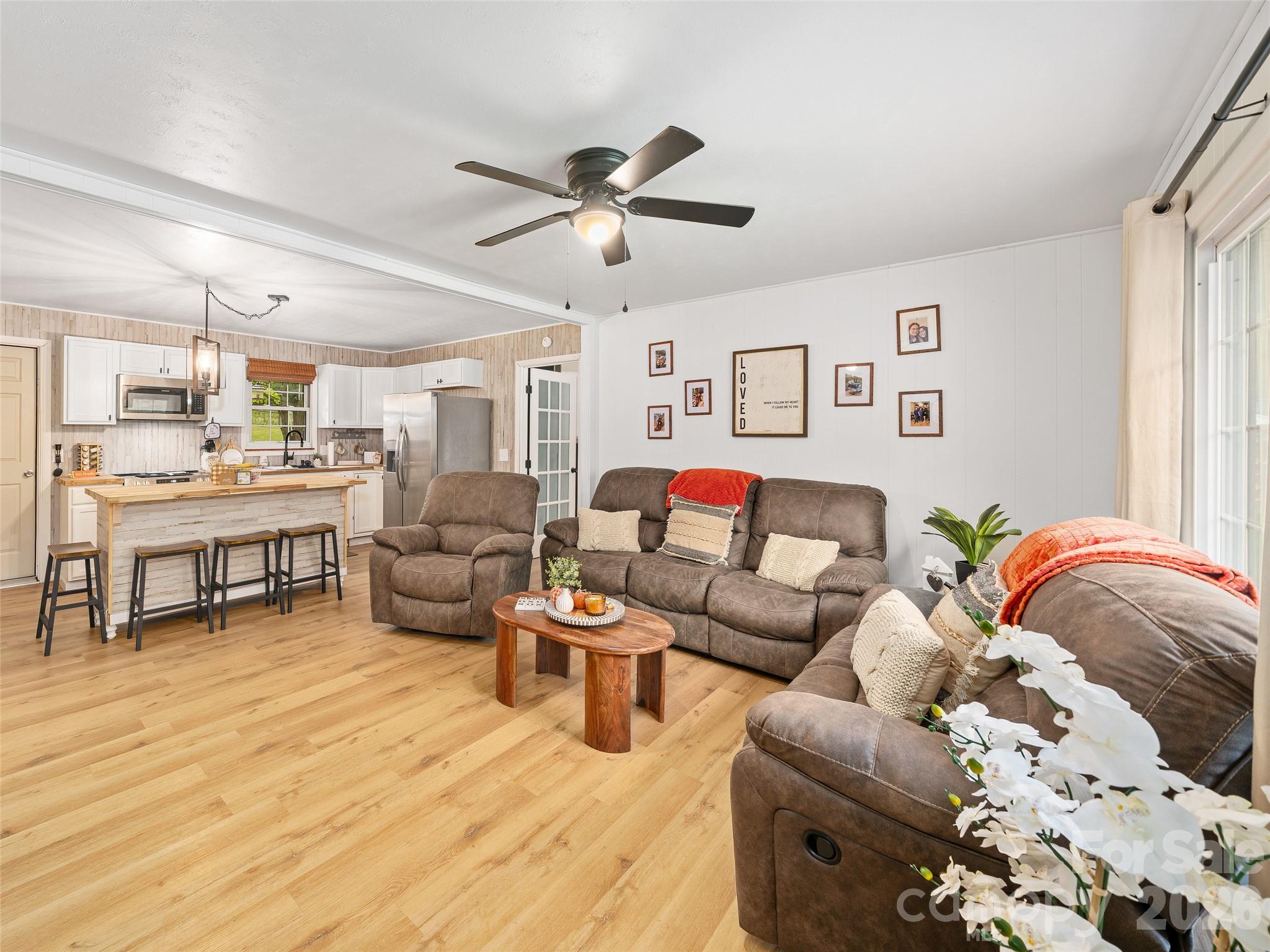 1030 Hughes Gap Road — Bakersville
