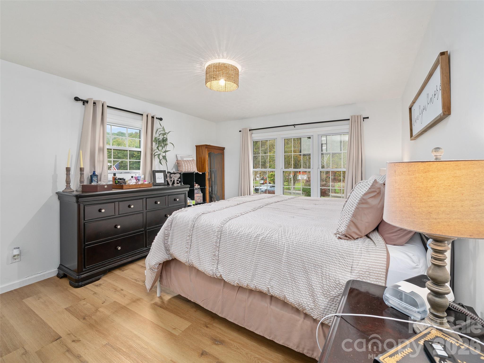 1030 Hughes Gap Road — Bakersville