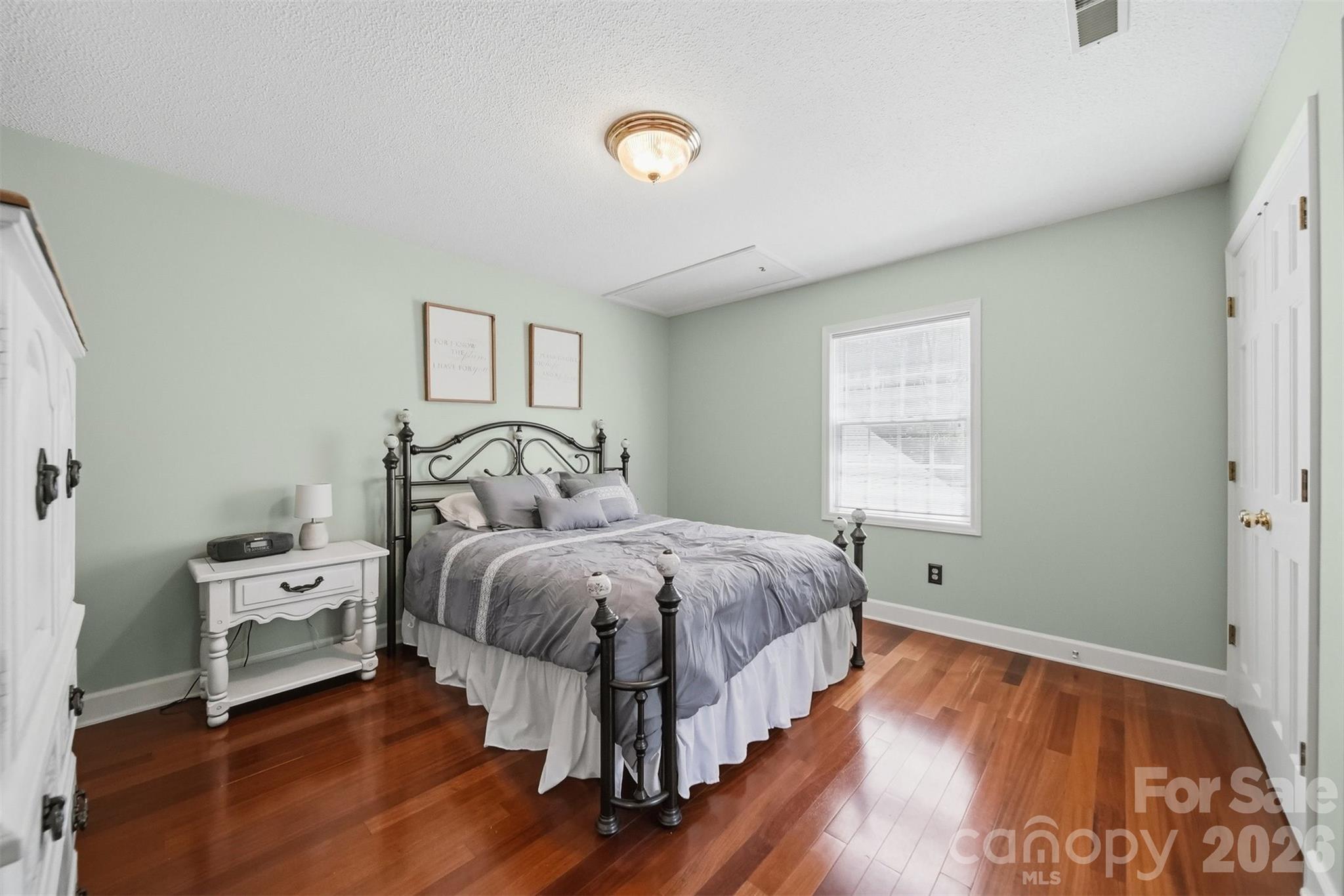 401 Stonecroft Drive — Lenoir