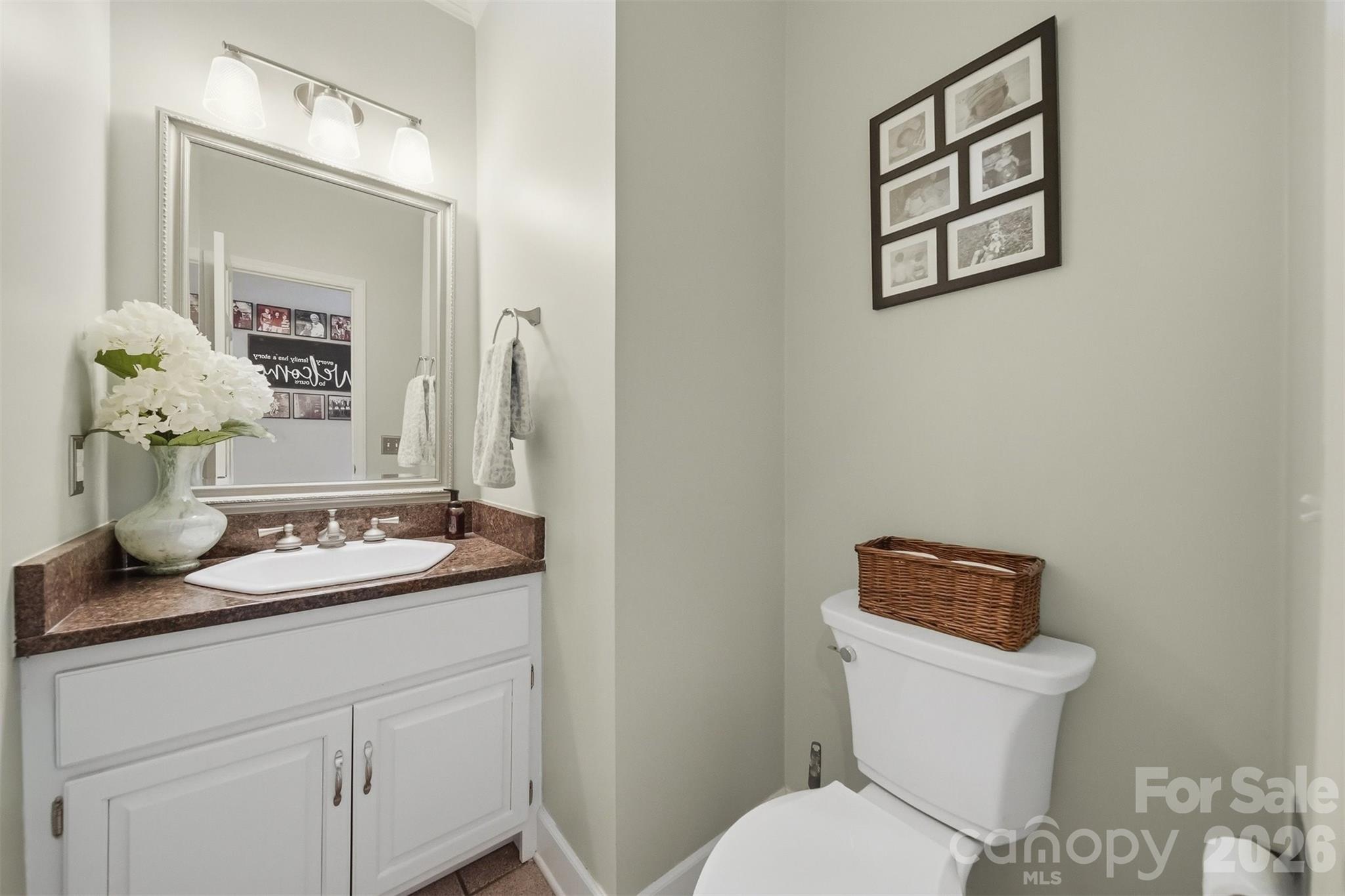 401 Stonecroft Drive — Lenoir