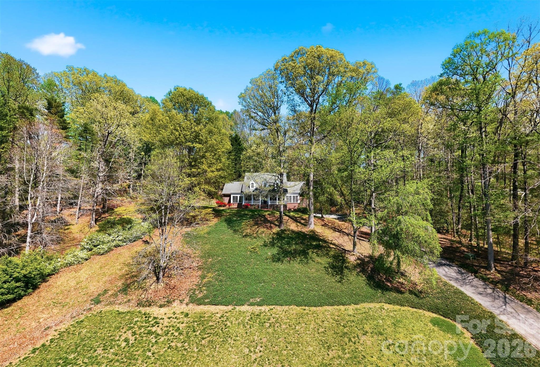 401 Stonecroft Drive — Lenoir