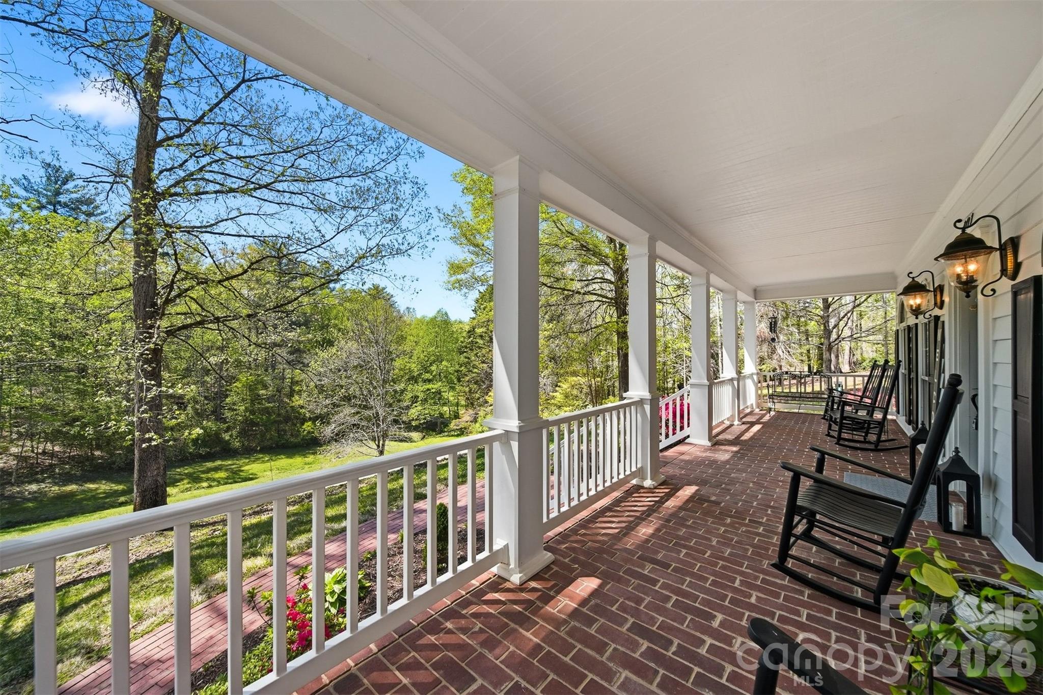 401 Stonecroft Drive — Lenoir