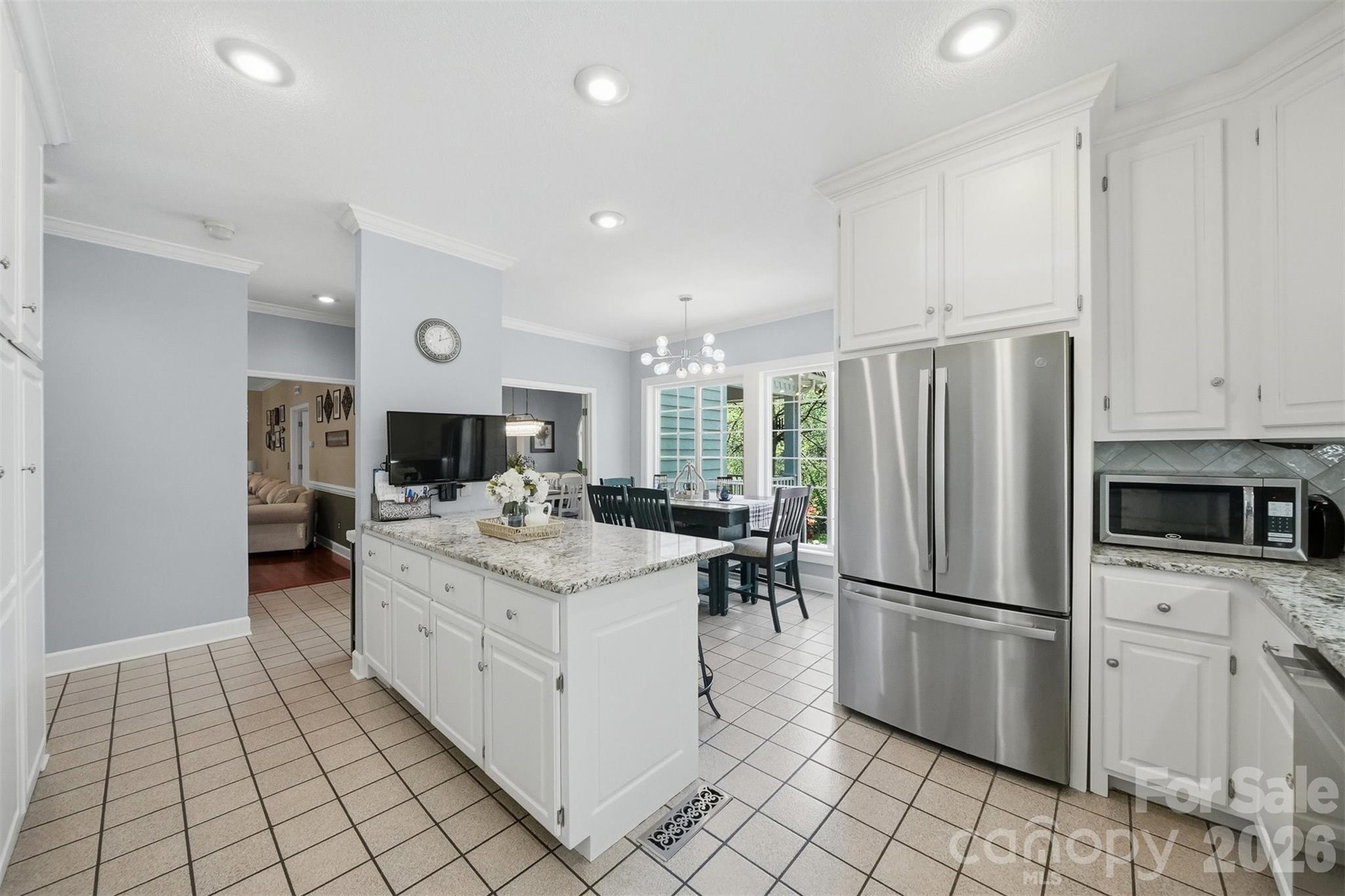 401 Stonecroft Drive — Lenoir