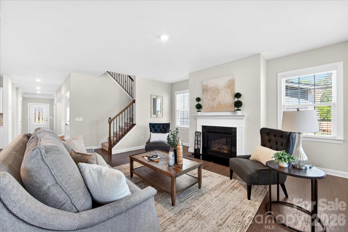 22024 Finworthy Lane — Huntersville
