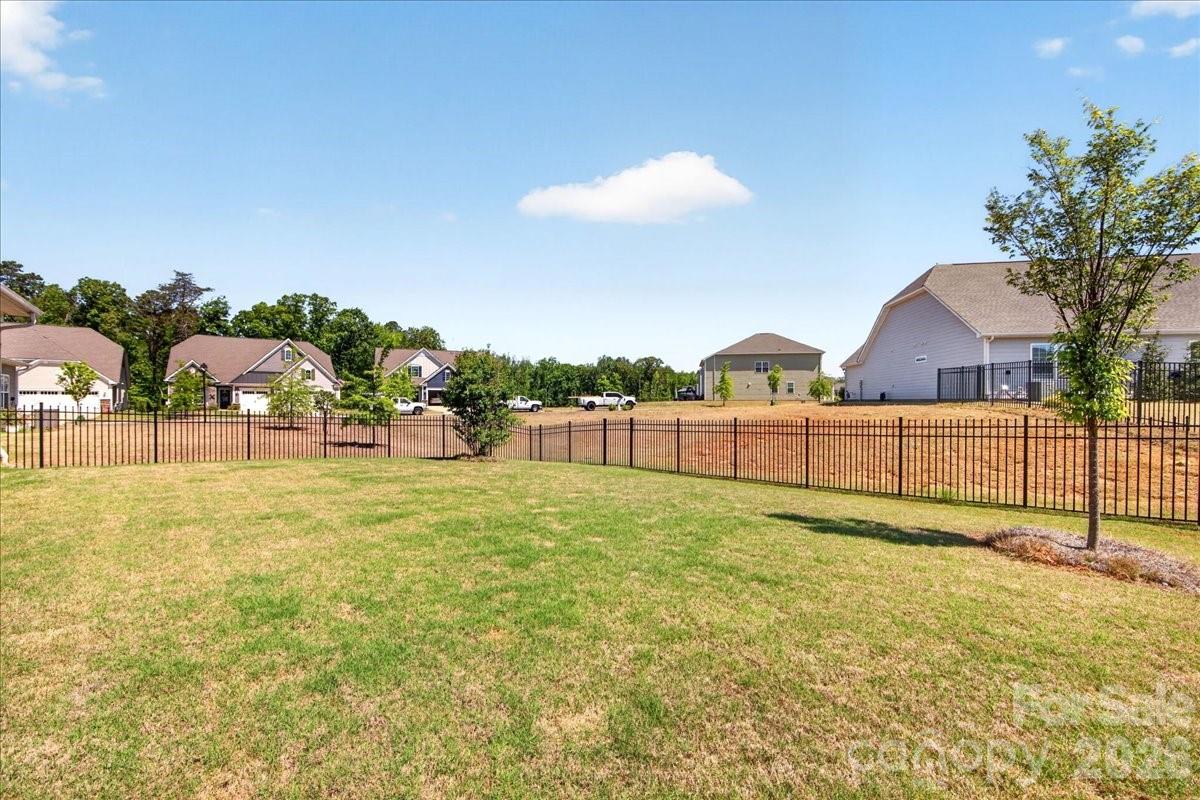 22024 Finworthy Lane — Huntersville