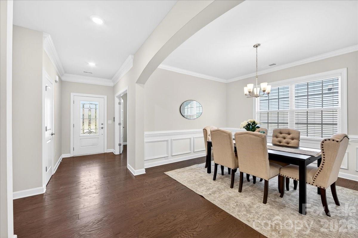 22024 Finworthy Lane — Huntersville