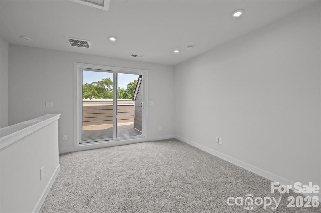 3737 S Tryon Street — Charlotte