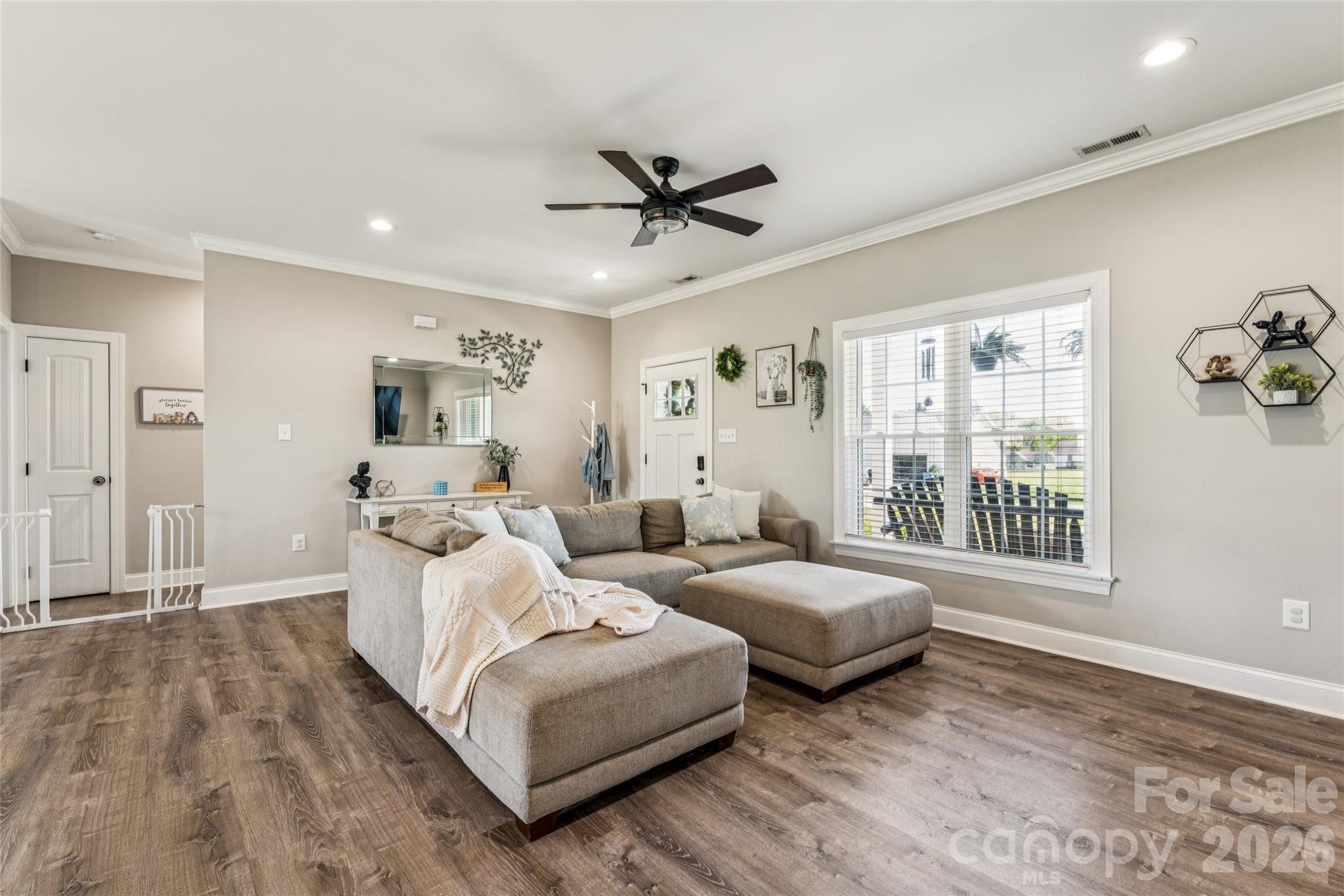 105 E Dundee Court — Statesville