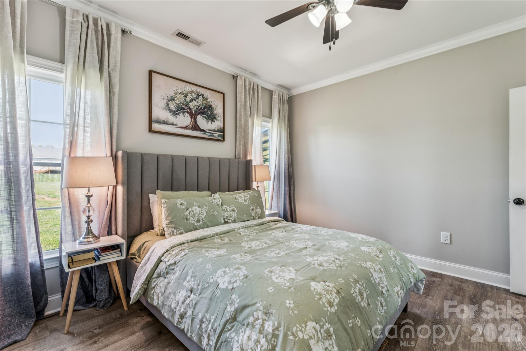 105 E Dundee Court — Statesville