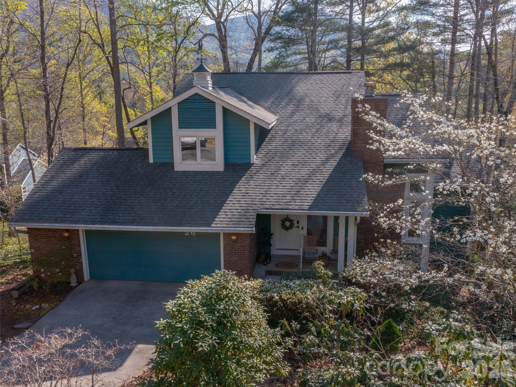26 Autumn Ridge Lane — Asheville
