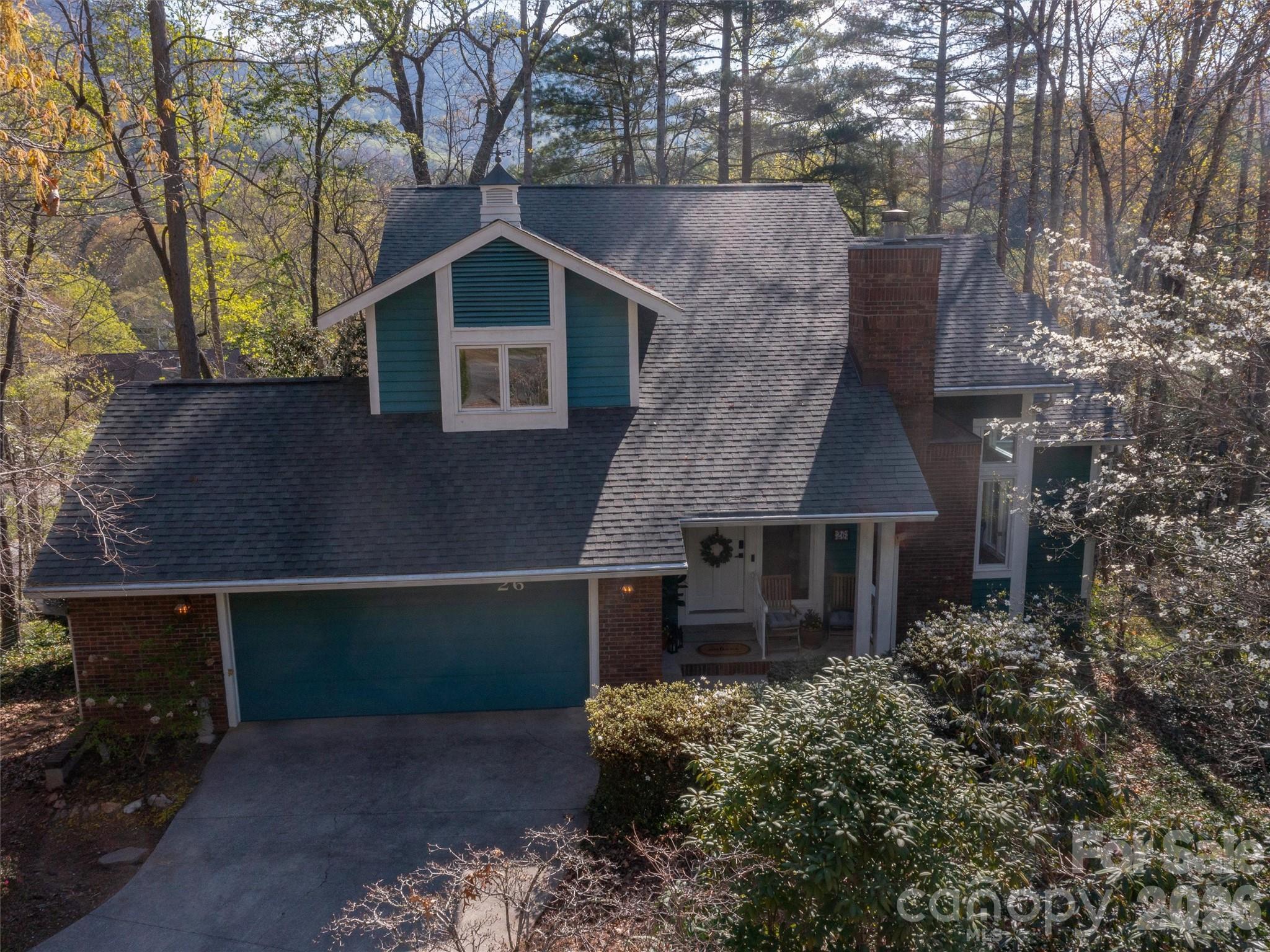 26 Autumn Ridge Lane — Asheville