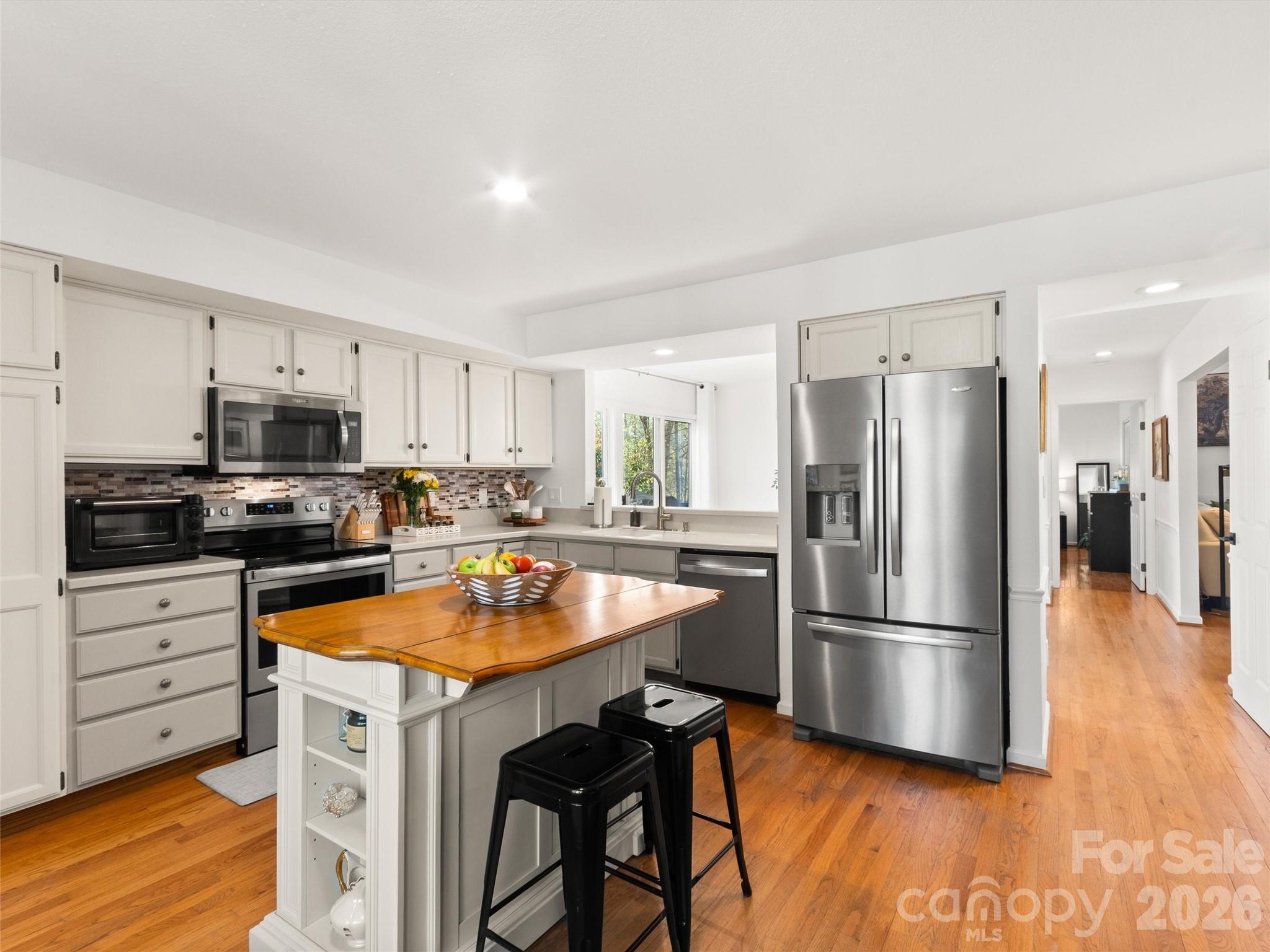 26 Autumn Ridge Lane — Asheville