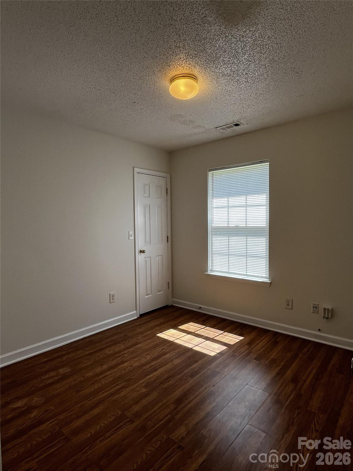 1404 Jordans Pond Lane — Charlotte