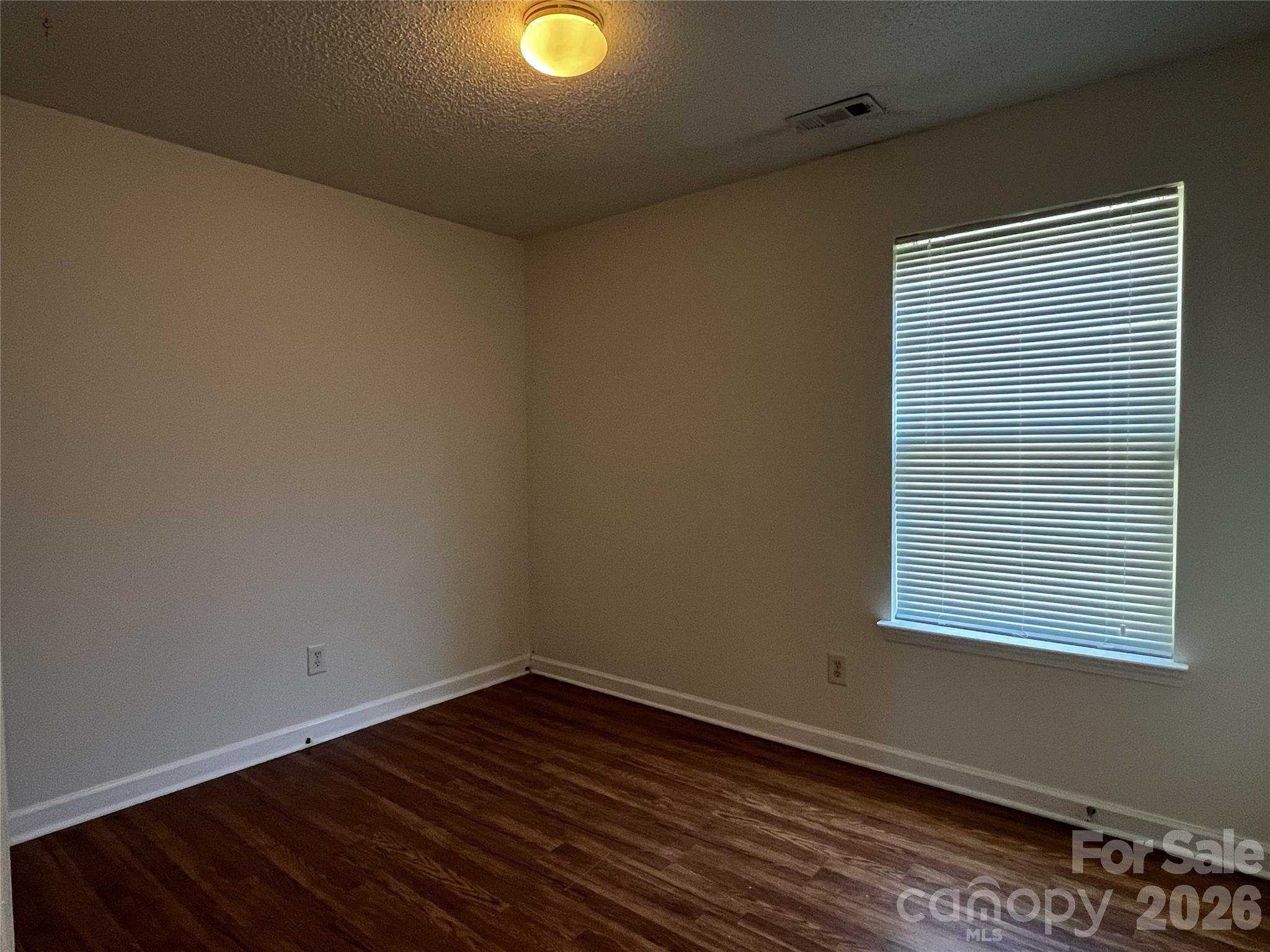 1404 Jordans Pond Lane — Charlotte