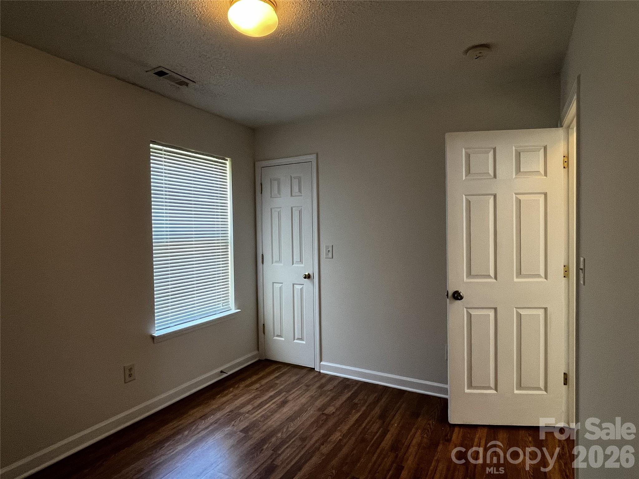 1404 Jordans Pond Lane — Charlotte