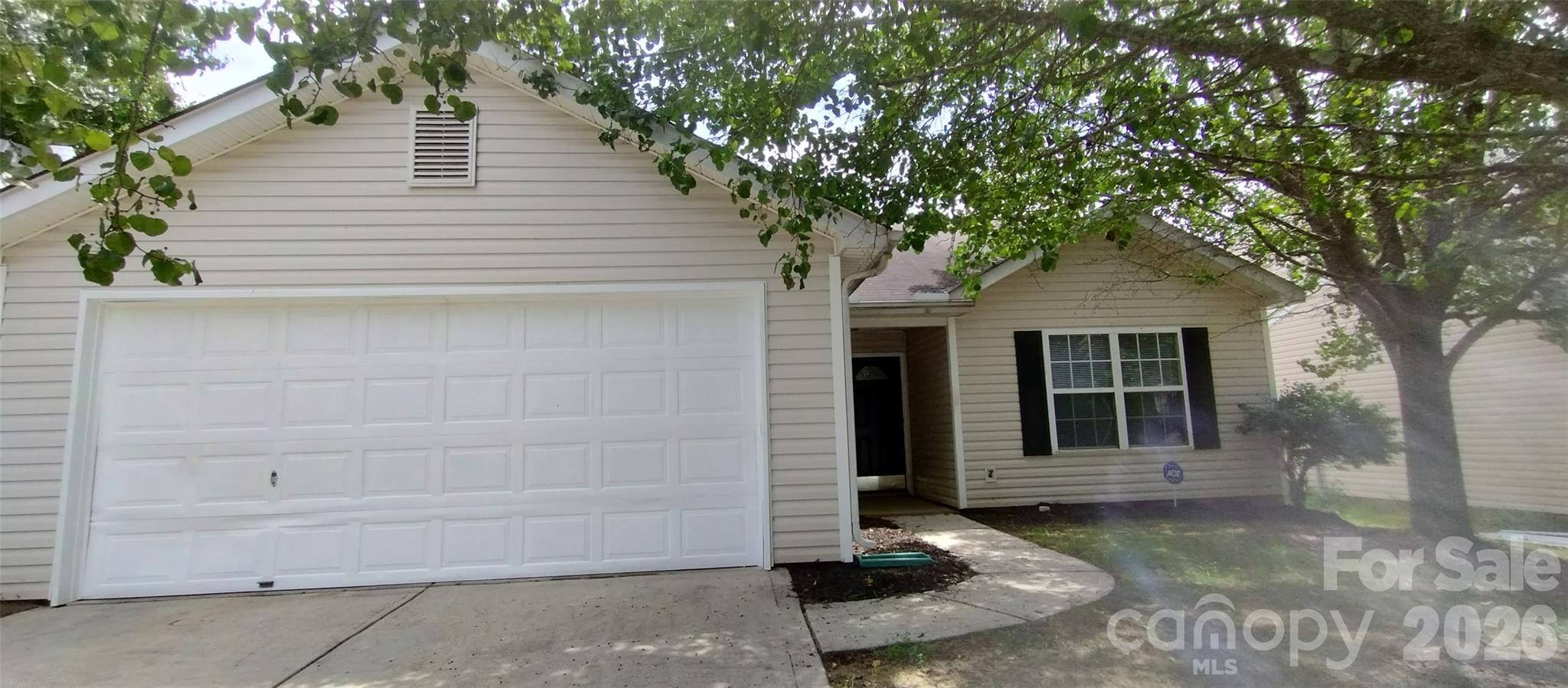 1404 Jordans Pond Lane — Charlotte