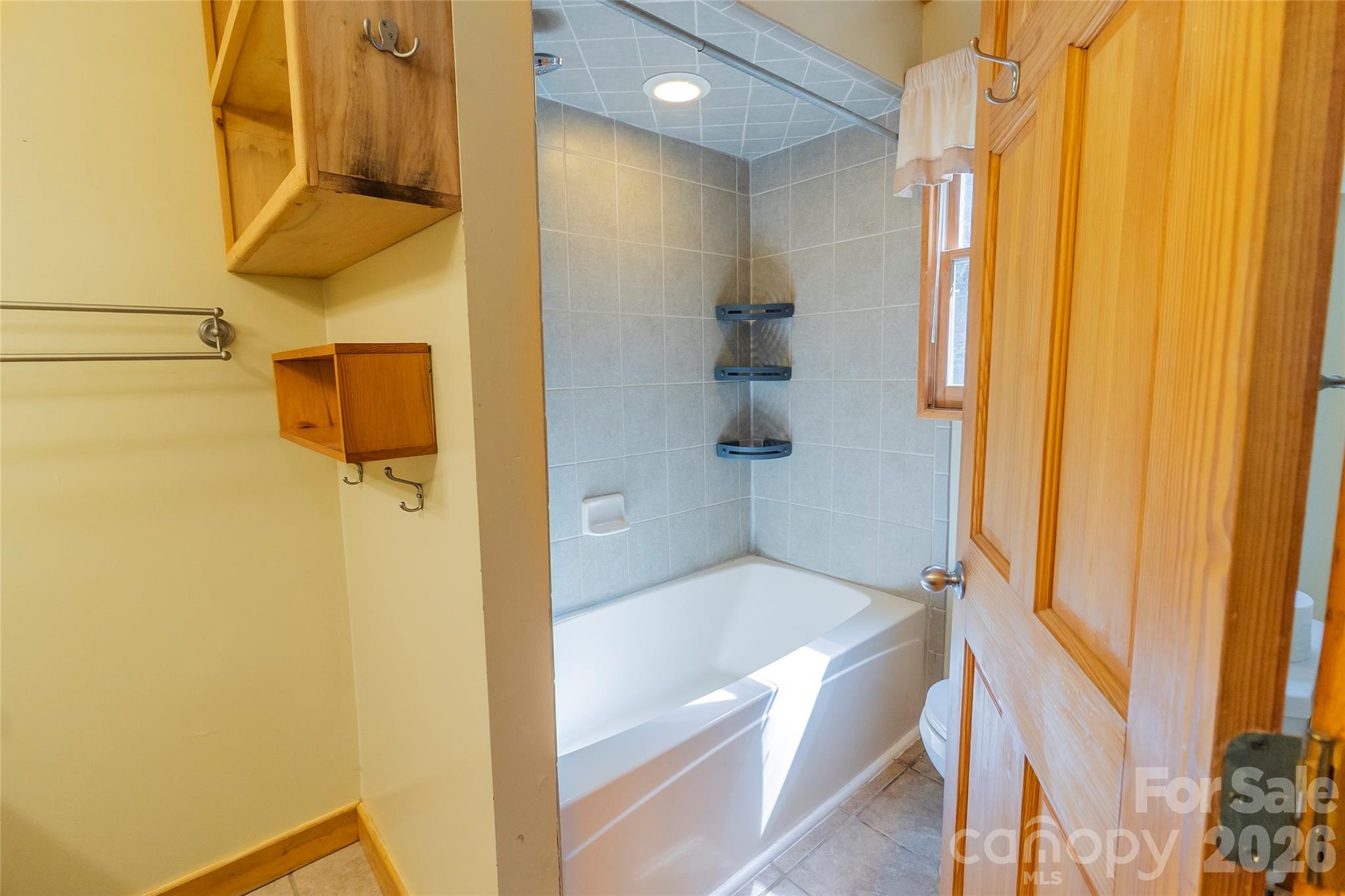 106 Cabin Creek Road — Sylva