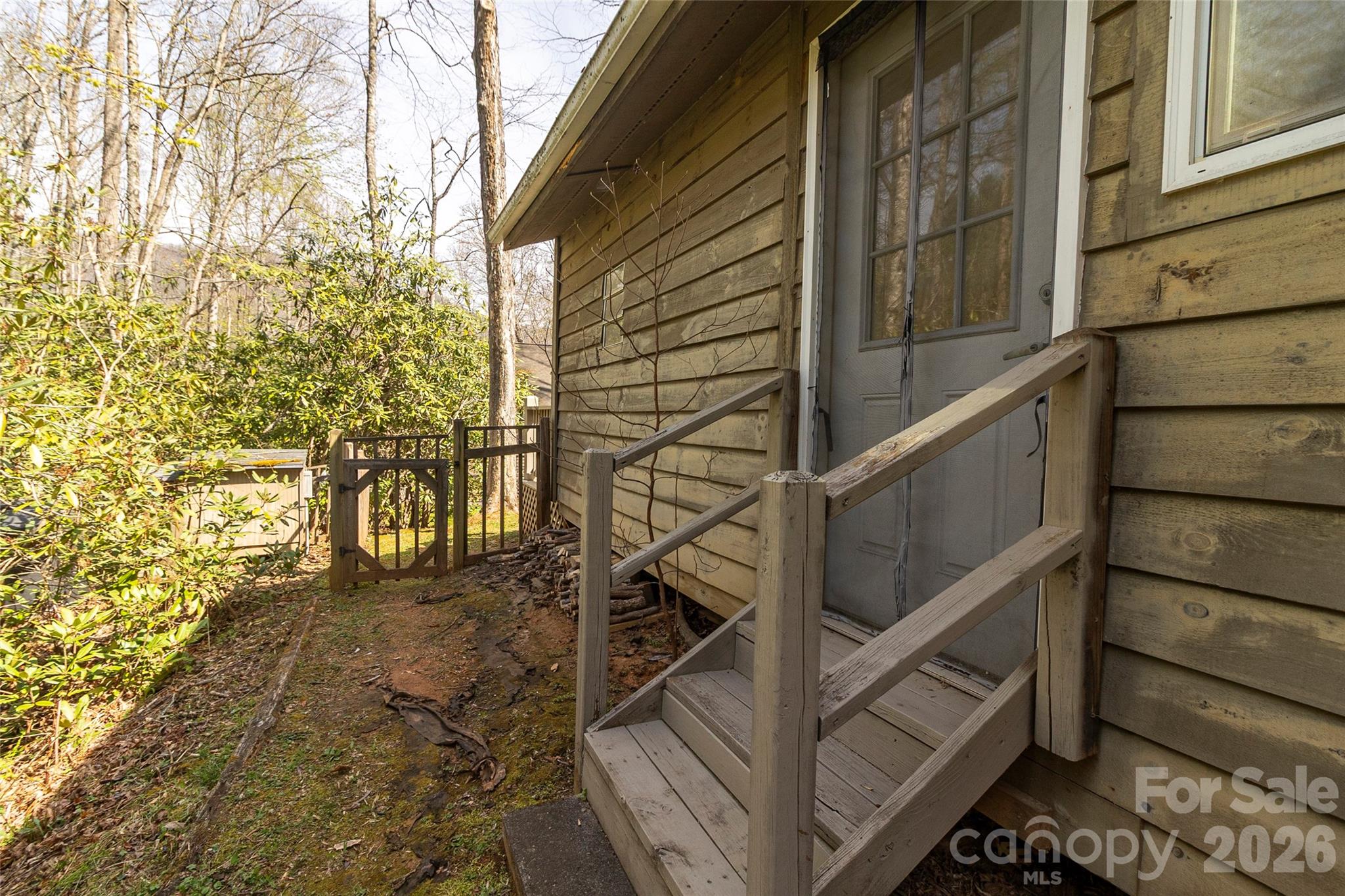 106 Cabin Creek Road — Sylva