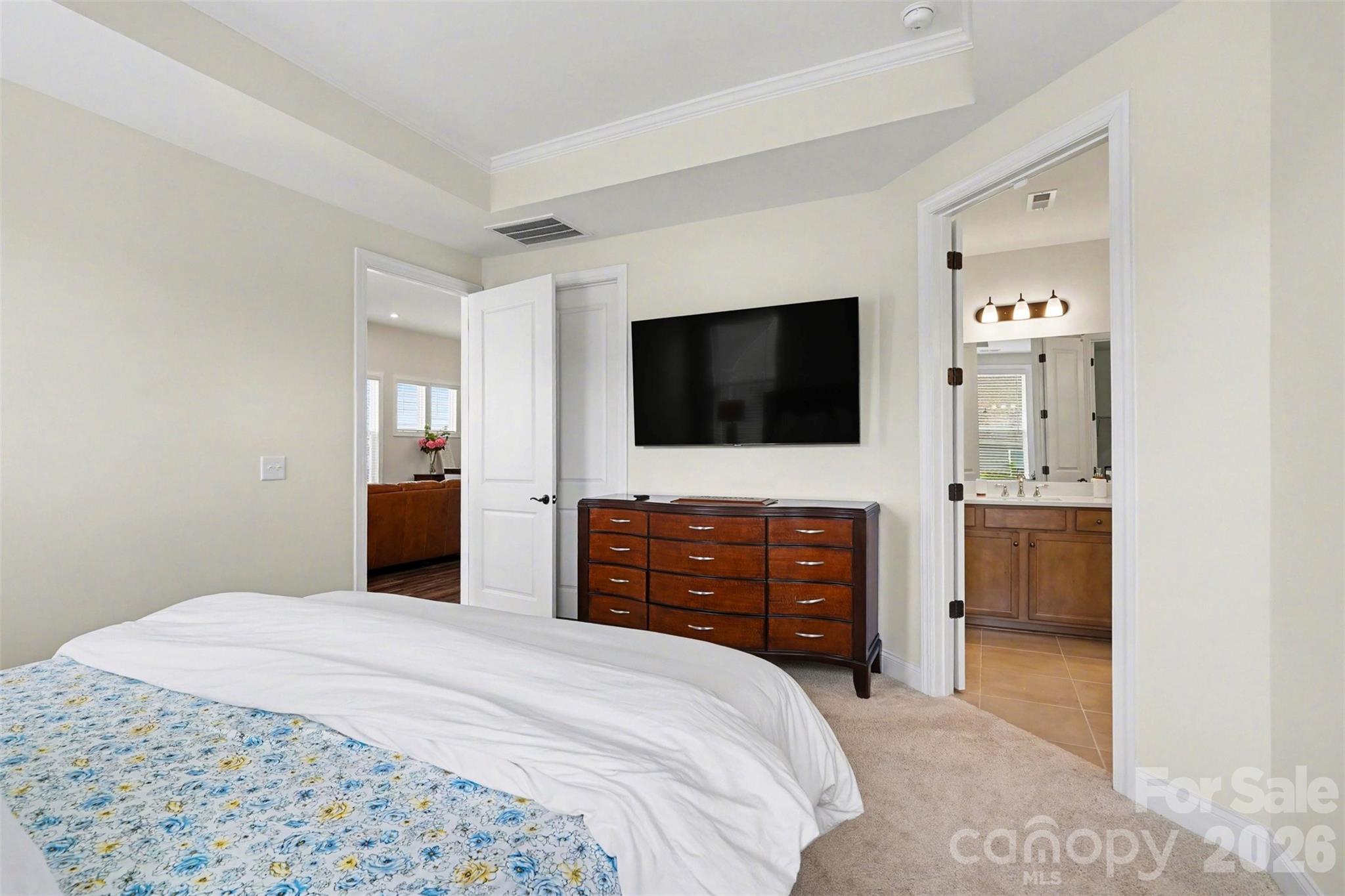 10225 Superb Lane — Charlotte