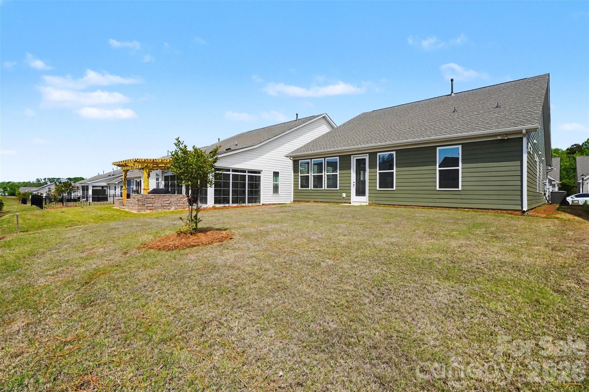 10225 Superb Lane — Charlotte