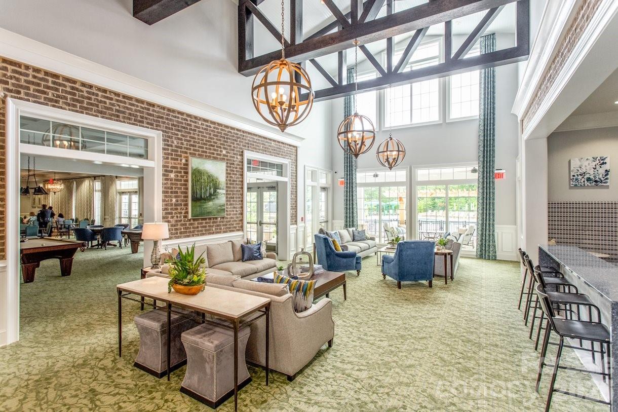 10225 Superb Lane — Charlotte