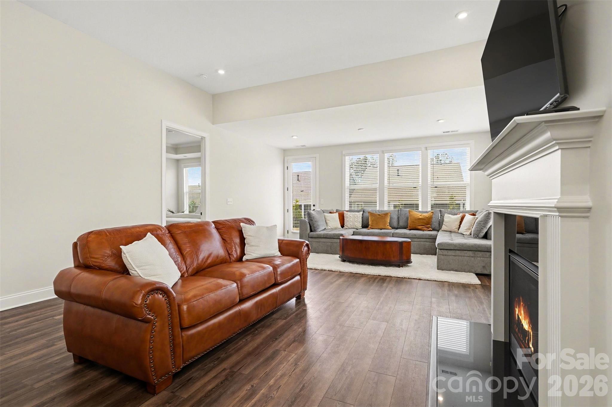 10225 Superb Lane — Charlotte