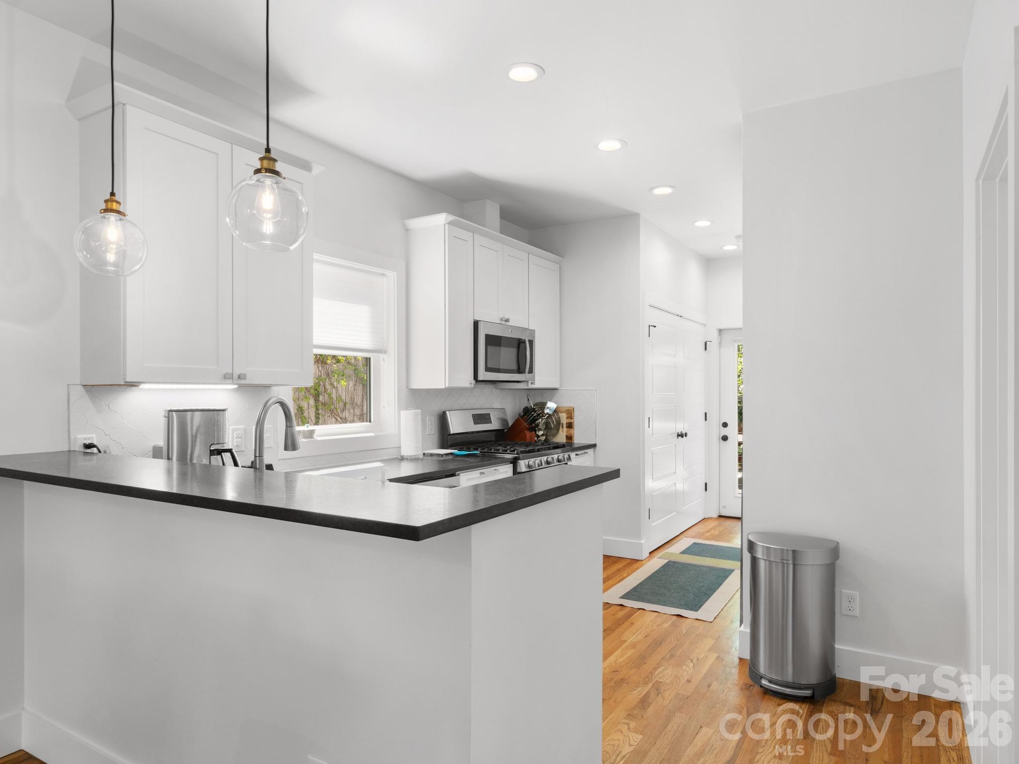 46 Rumbough Place — Asheville