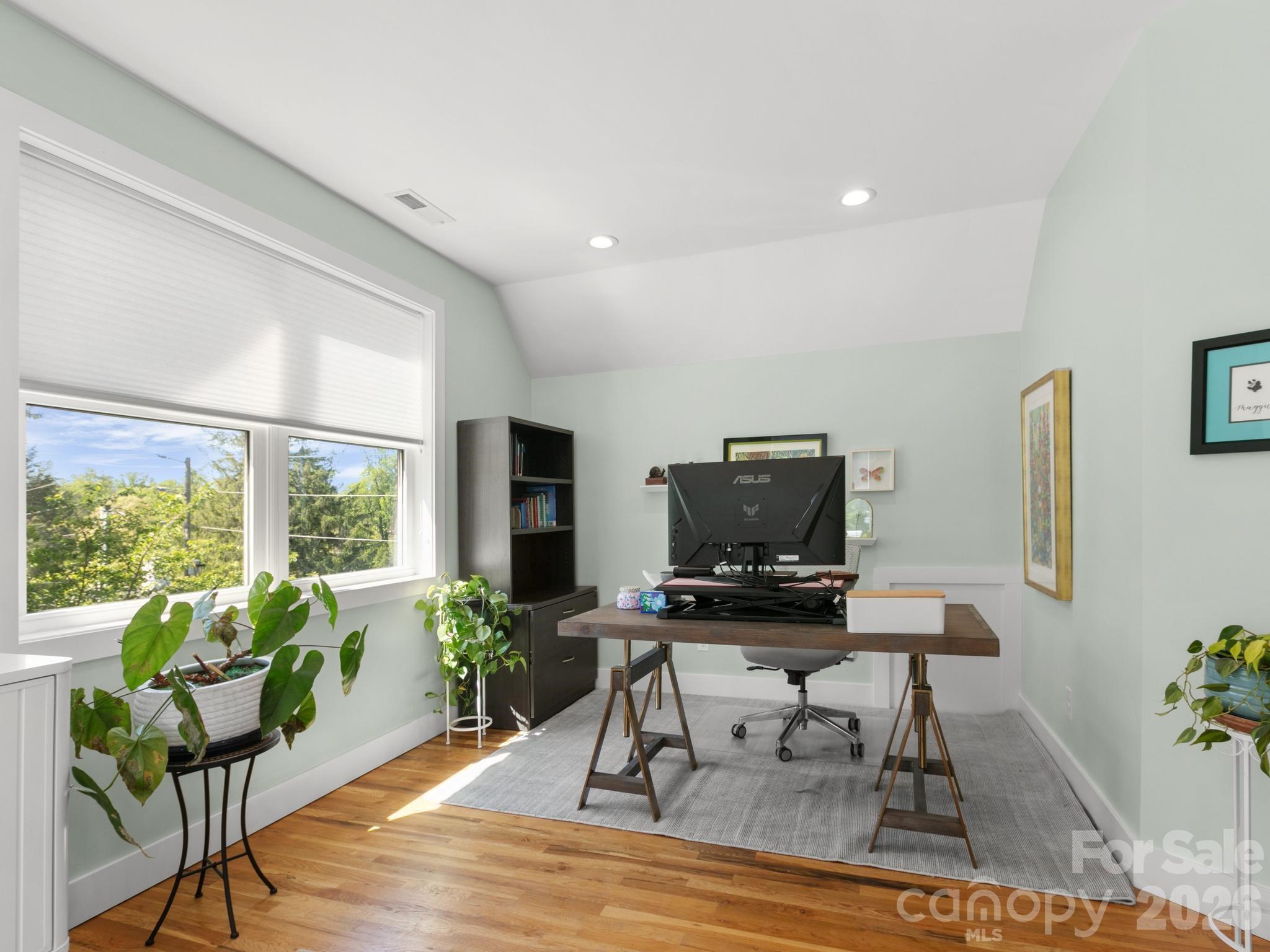 46 Rumbough Place — Asheville
