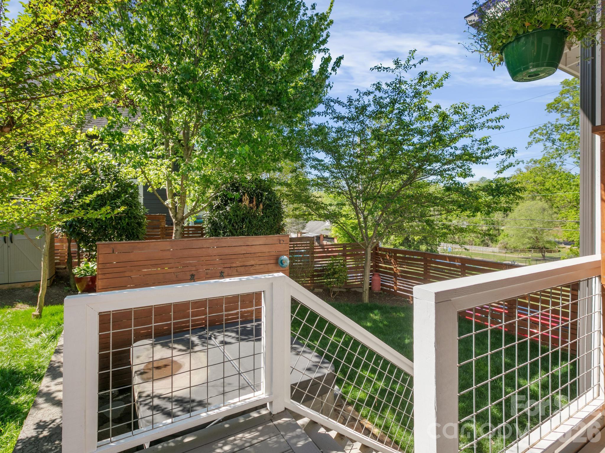 46 Rumbough Place — Asheville