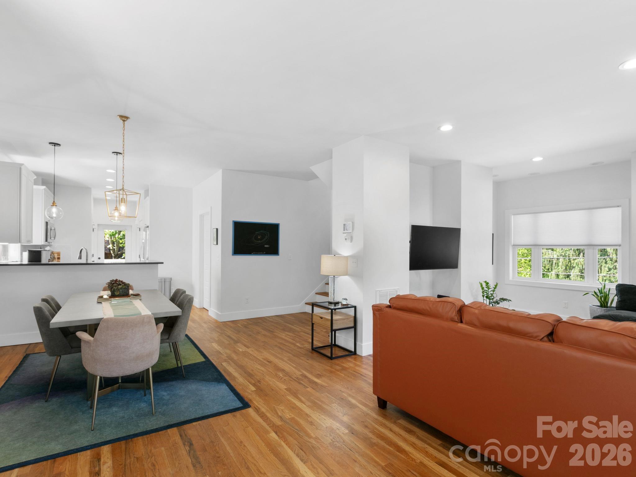 46 Rumbough Place — Asheville