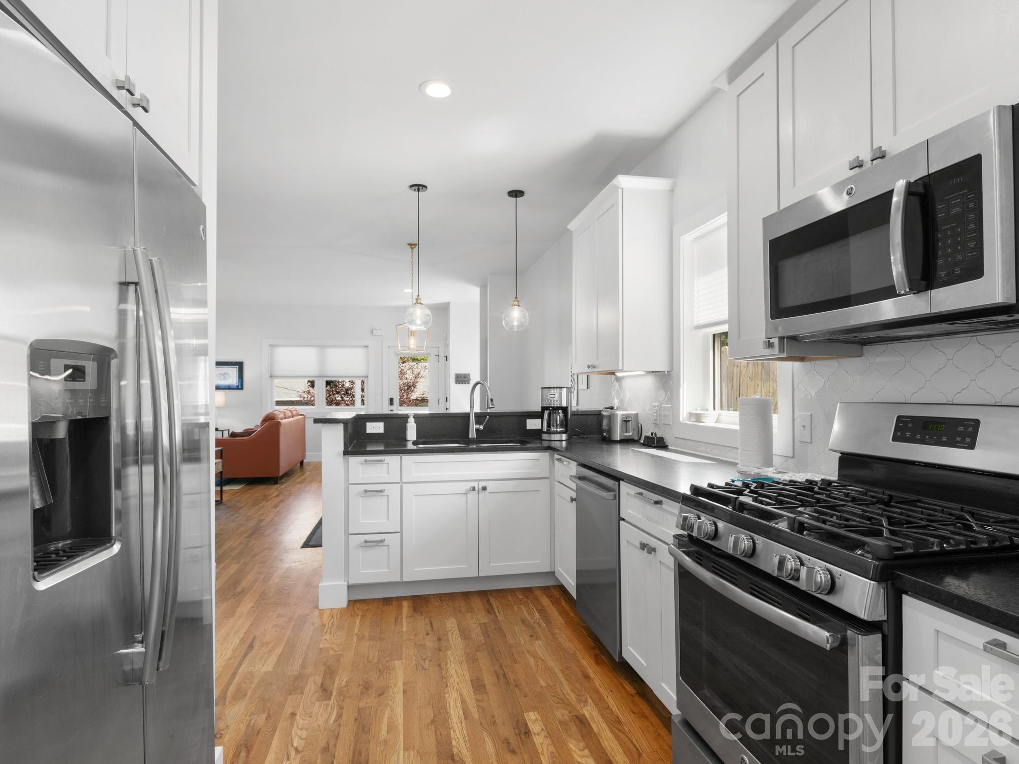 46 Rumbough Place — Asheville