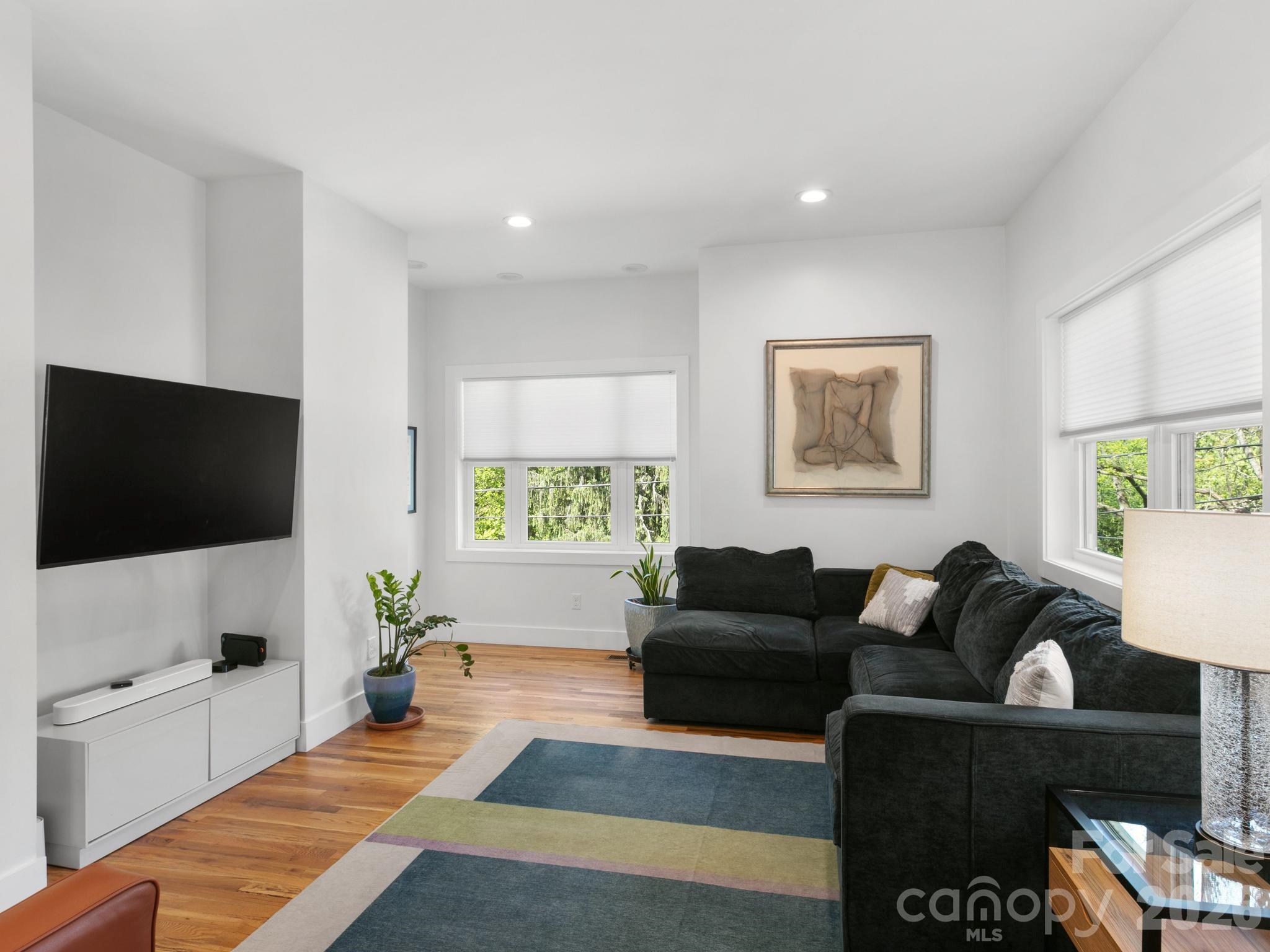 46 Rumbough Place — Asheville