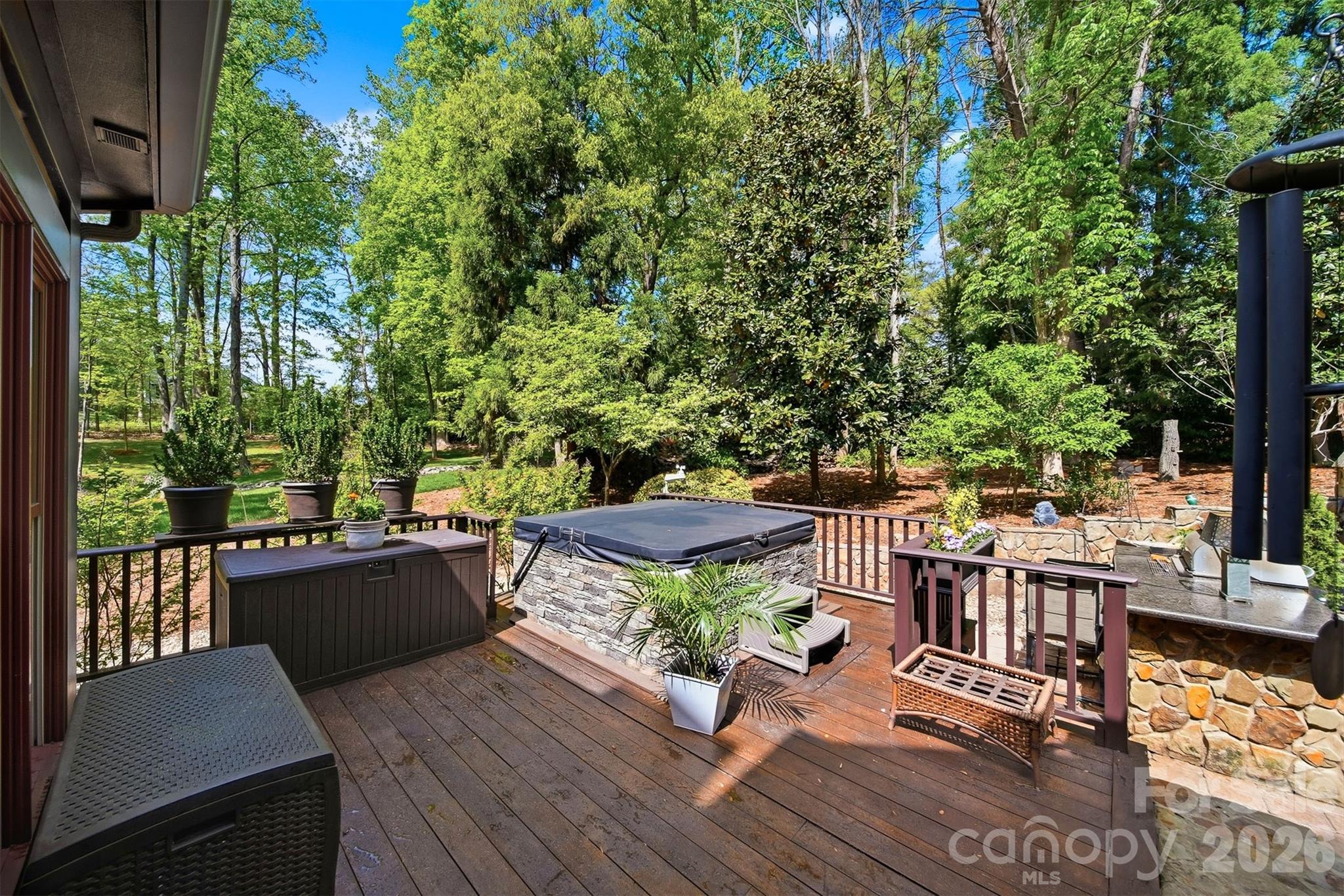 2748 Trent Drive NE — Conover