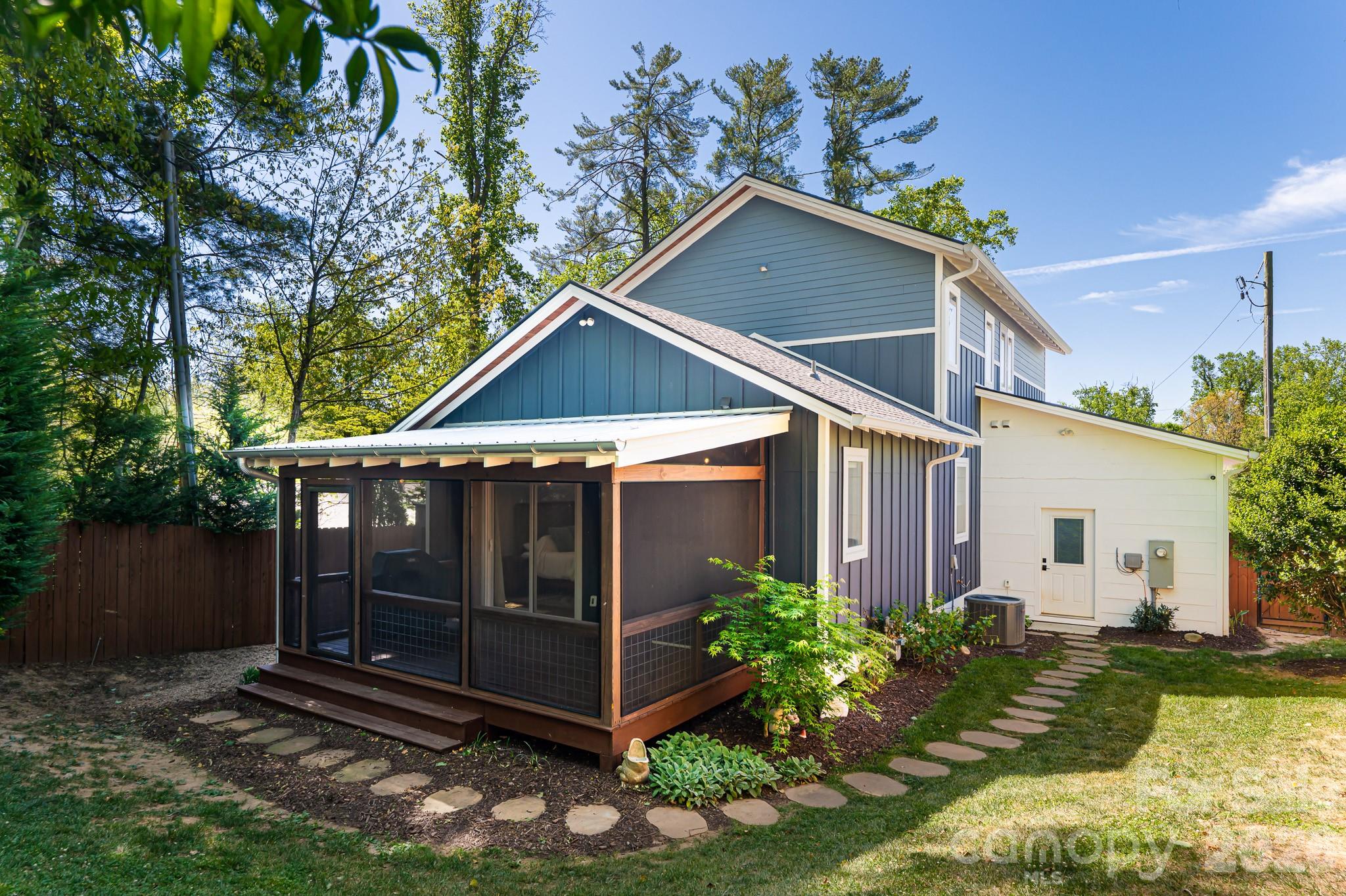 139 Linden Street — Arden