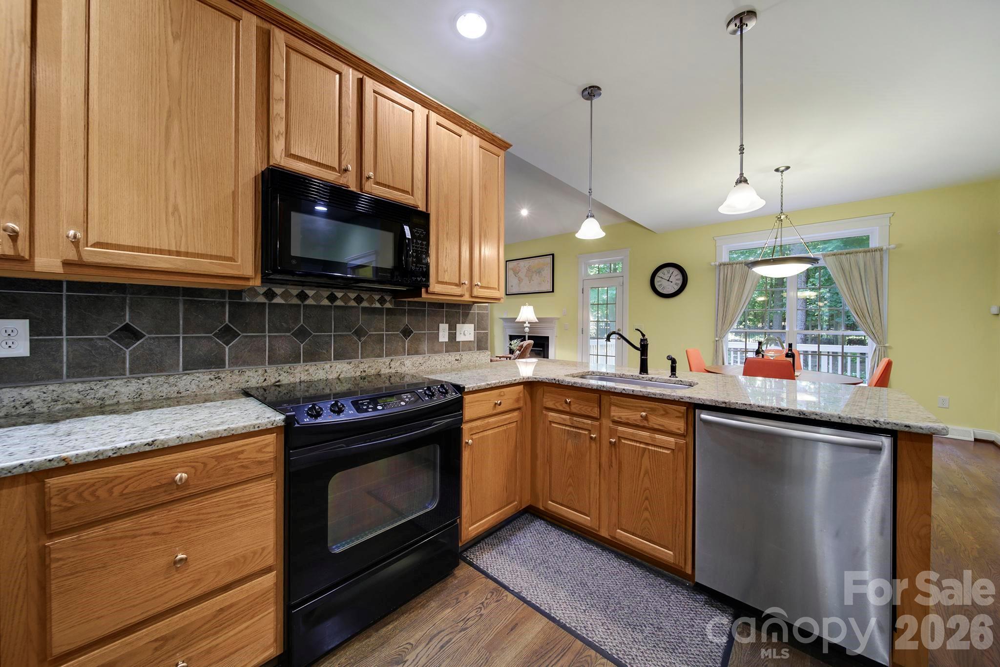 1512 Calvin Hal Road — Lake Wylie