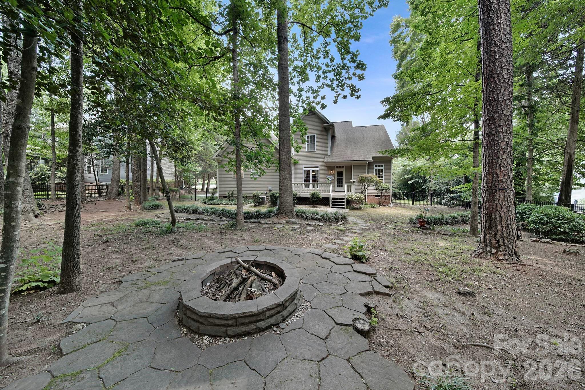 1512 Calvin Hal Road — Lake Wylie