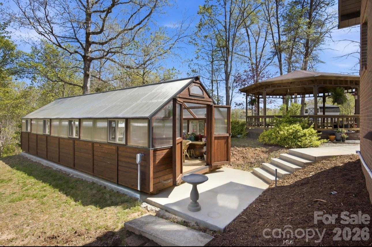 573 & 577 Randolph Road — Marion