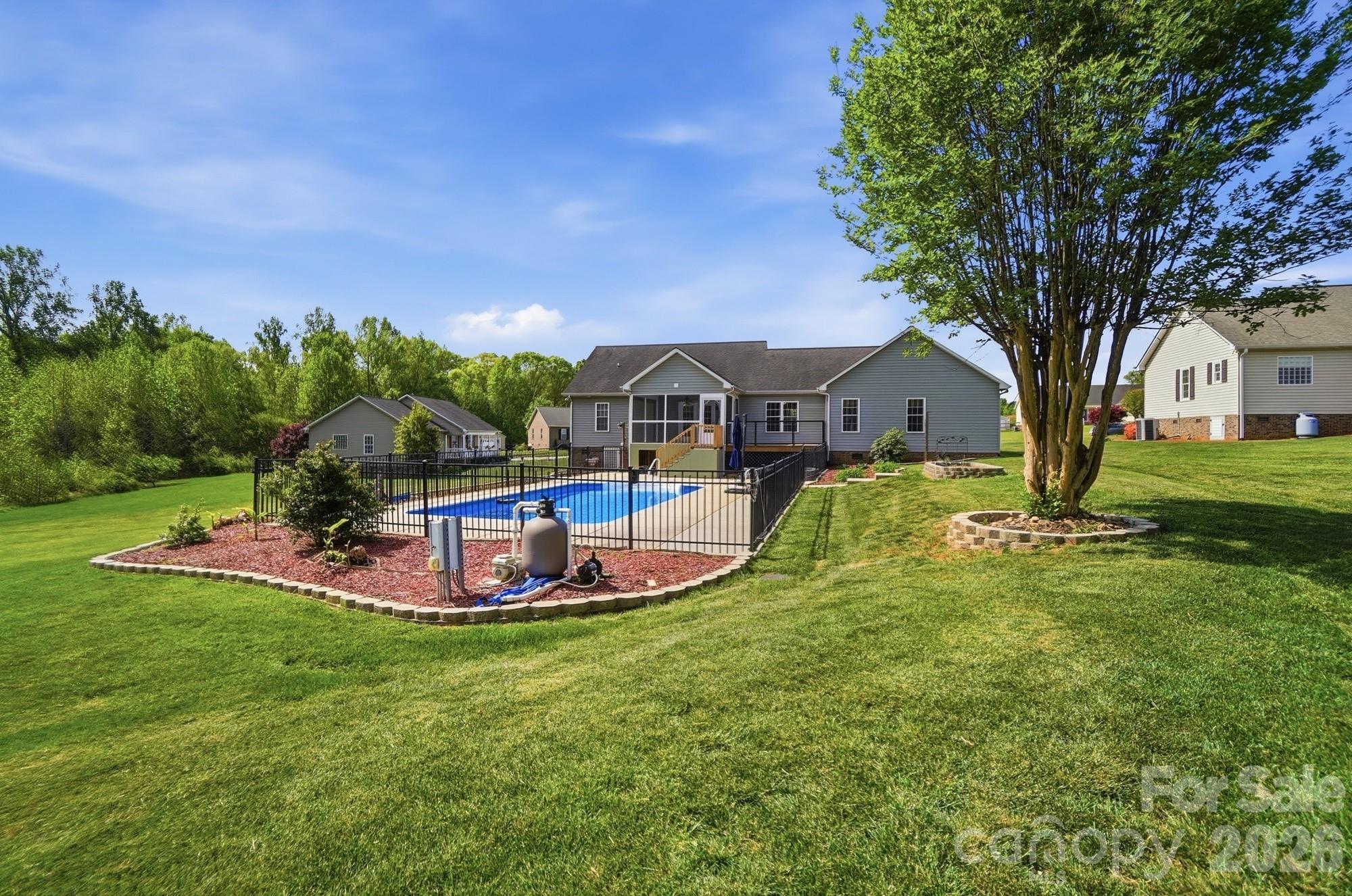 4425 Frank Dellinger Lane #8 — Maiden