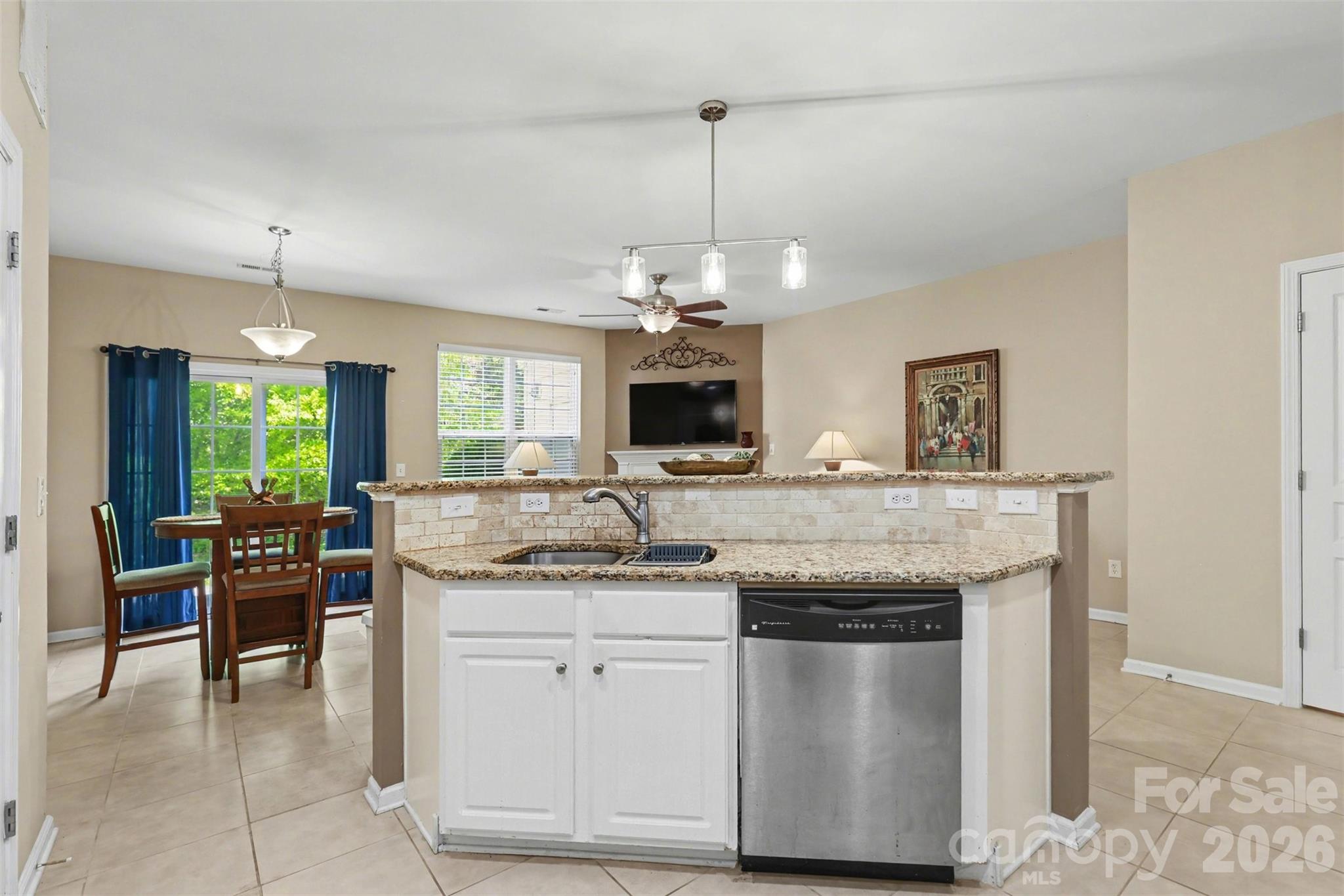 8418 Chaceview Court — Charlotte