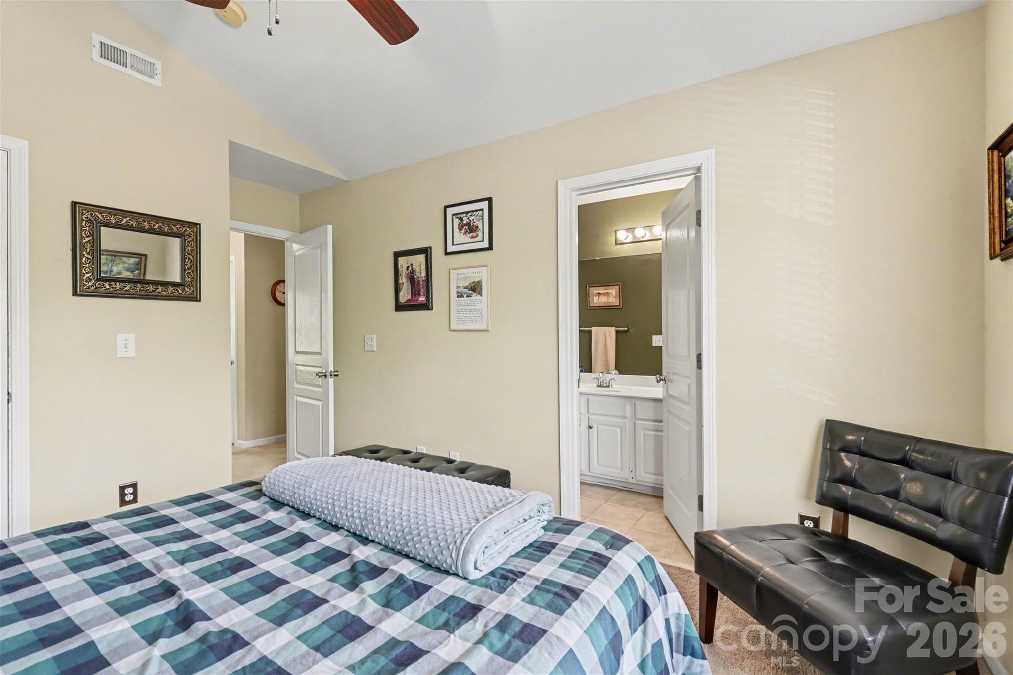 8418 Chaceview Court — Charlotte