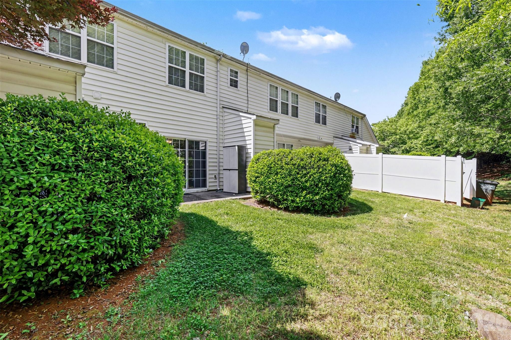 8418 Chaceview Court — Charlotte