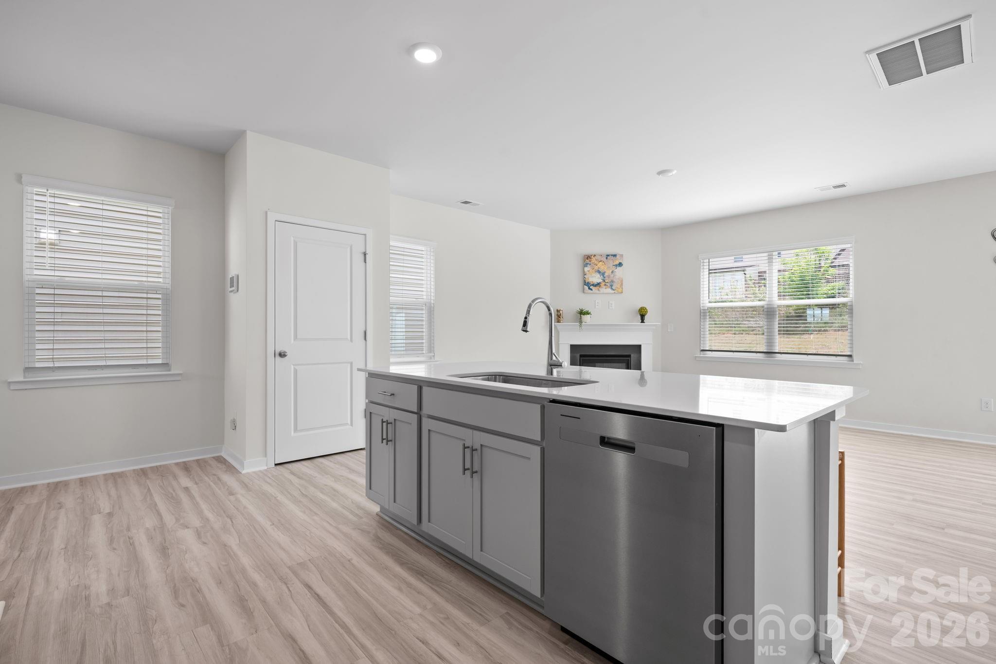 534 13th Avenue Drive NE — Hickory